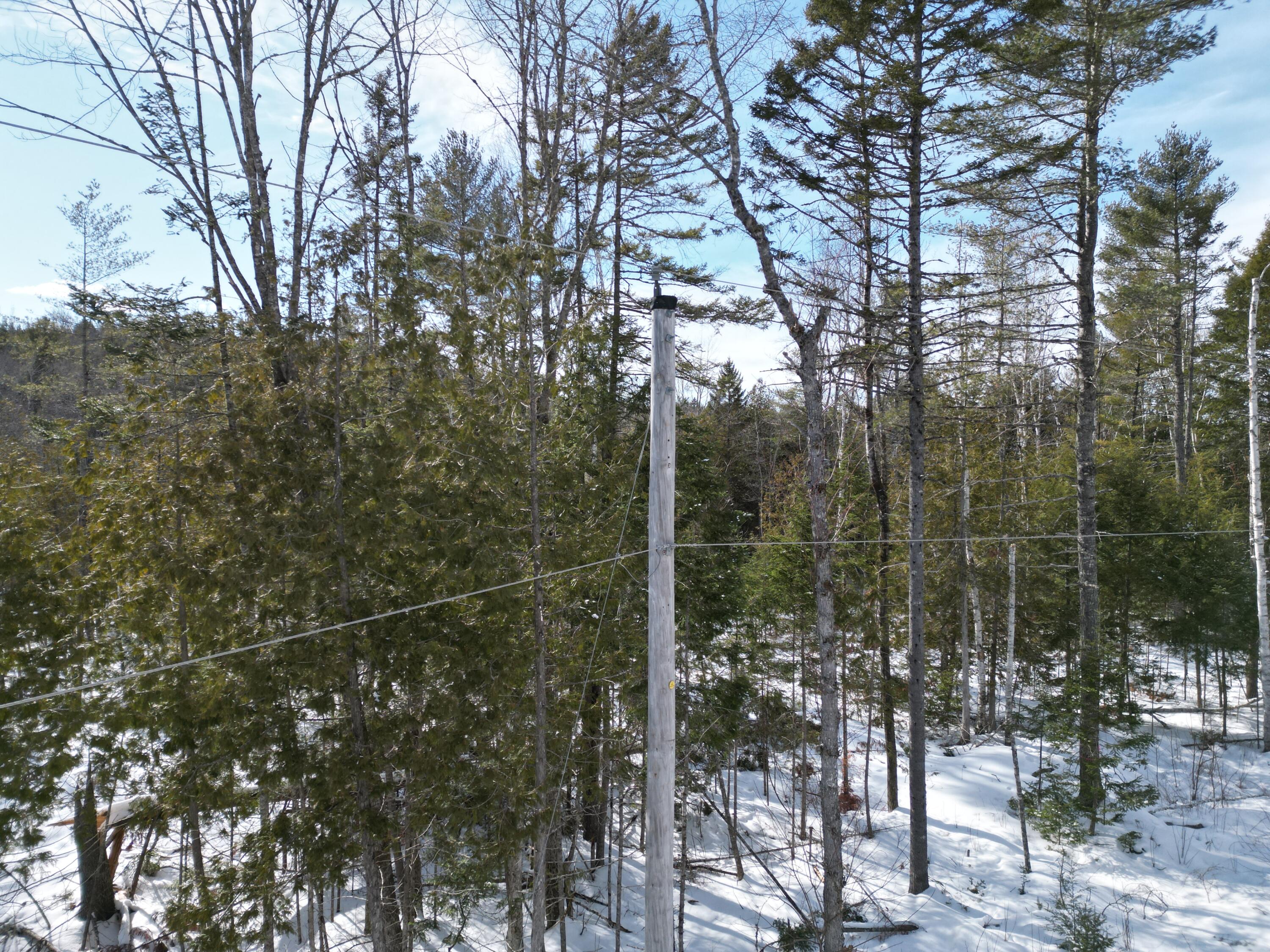 8 Twin Springs Lane, Lincoln, ME, 04457