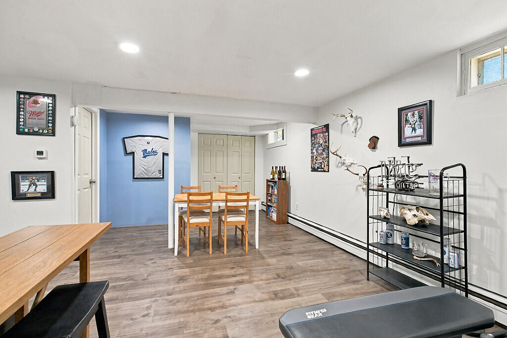 14 Windsor Terrace, Farmingdale, ME 04344 37_BP5A5755_DxO_mls
