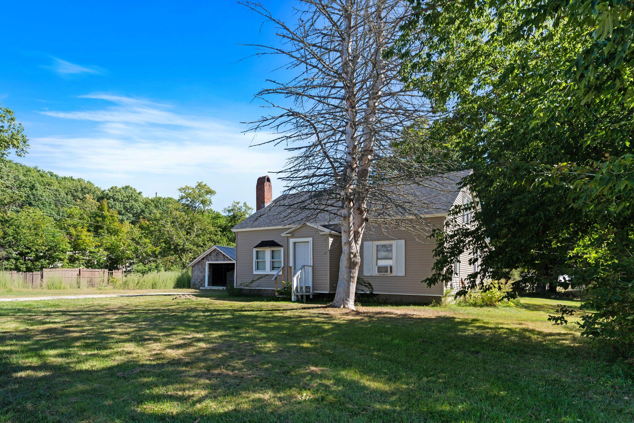 Photo of 389 Randall Road Lewiston ME 04240
