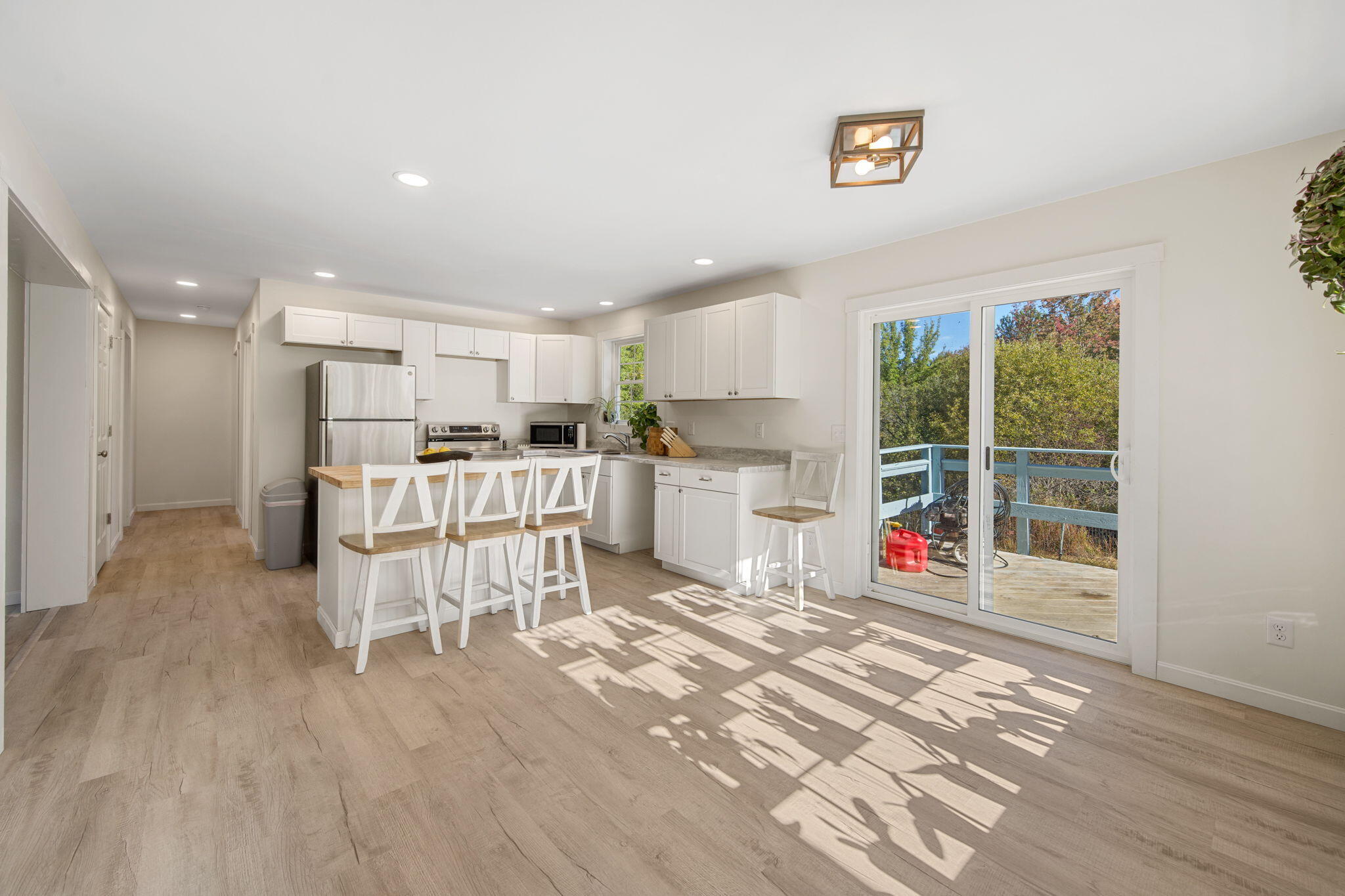 Kitchen to Hallway to Basement