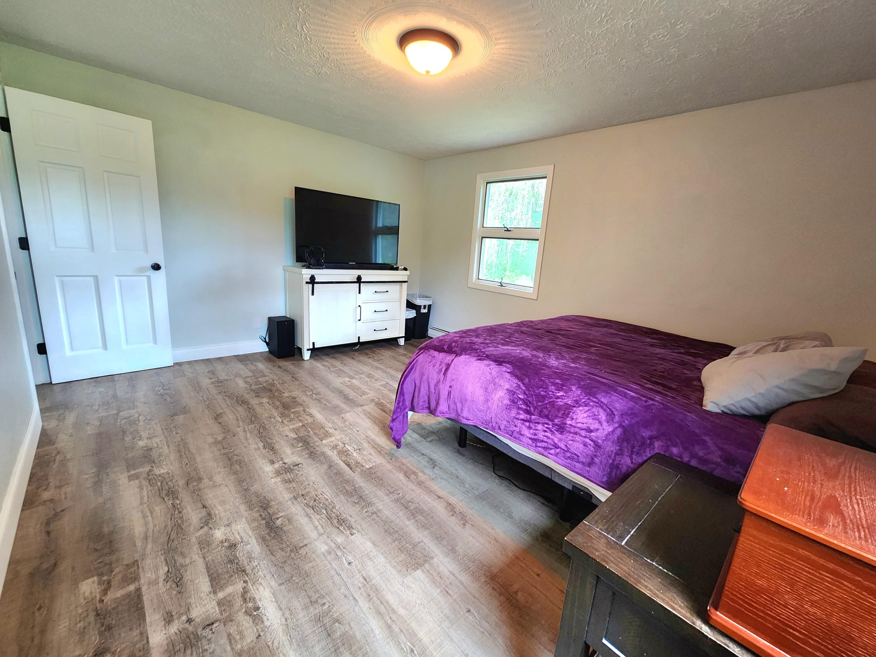 18 Martin Heights, Raymond, ME, 04071