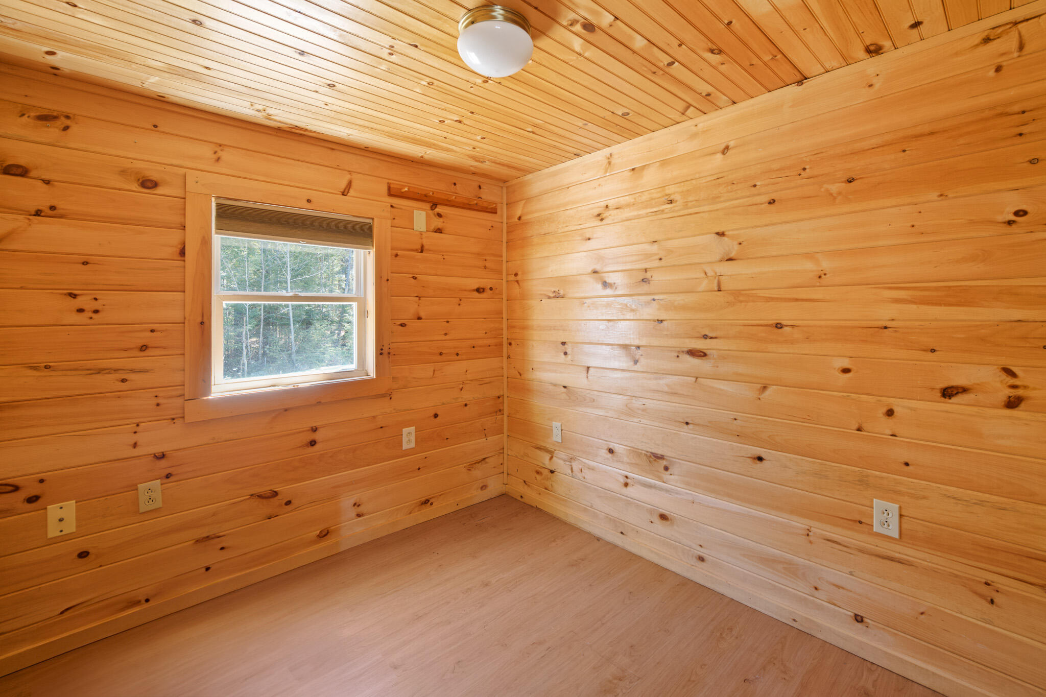 37 Petite Drive, Lincoln, ME, 04457