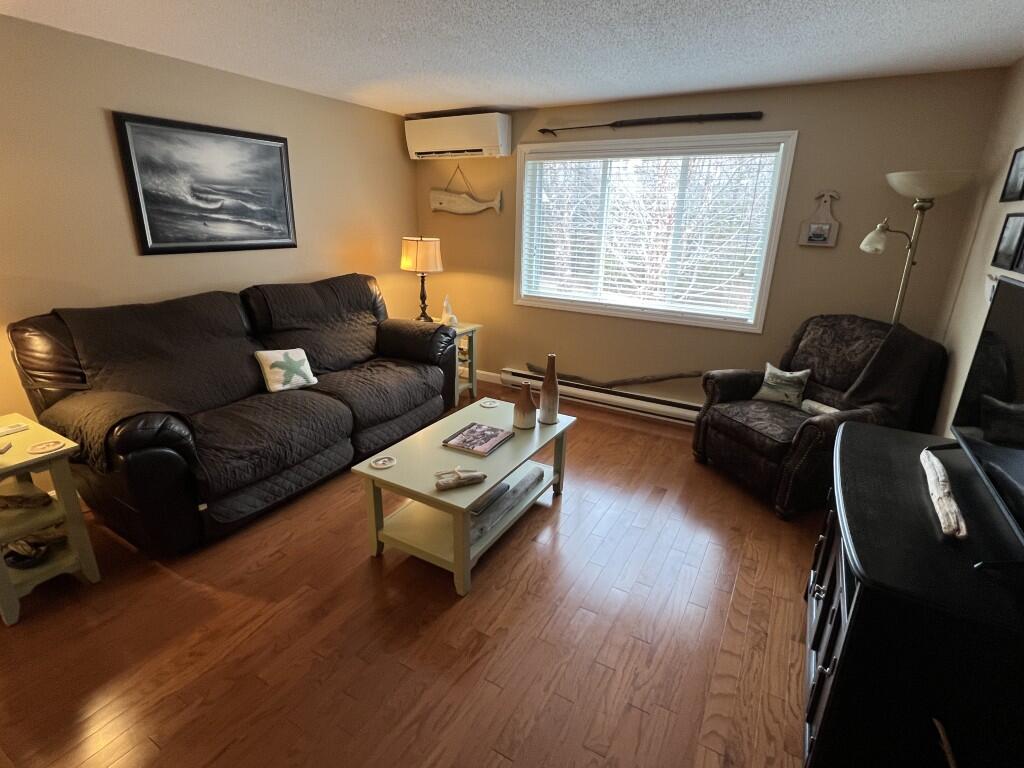 79 E Ridge Road UNIT 211, Southwest Harbor, ME, 04679