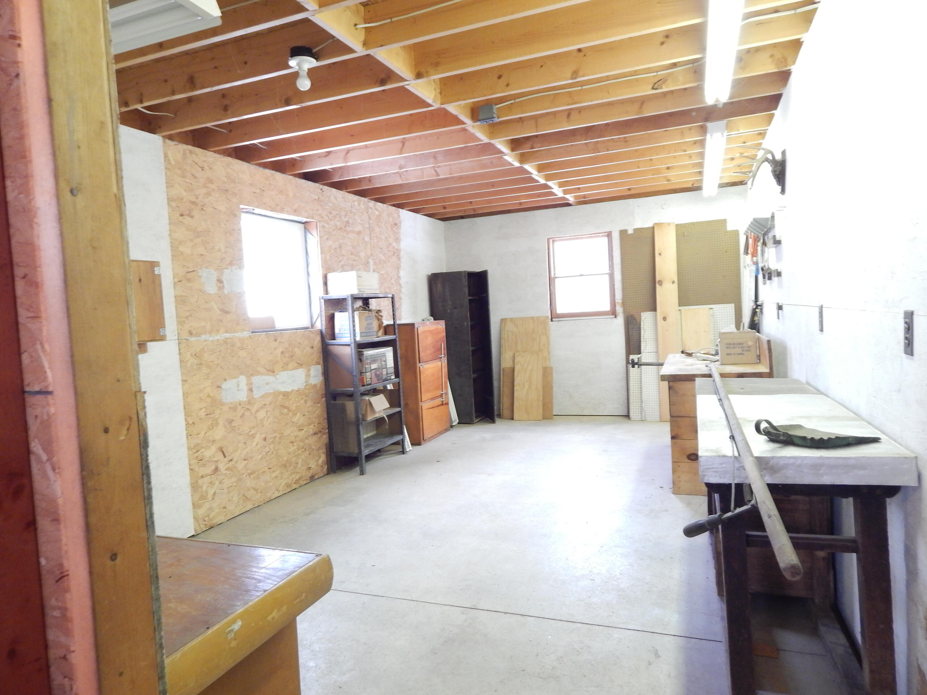 19 Park Street, Paris, ME, 04281