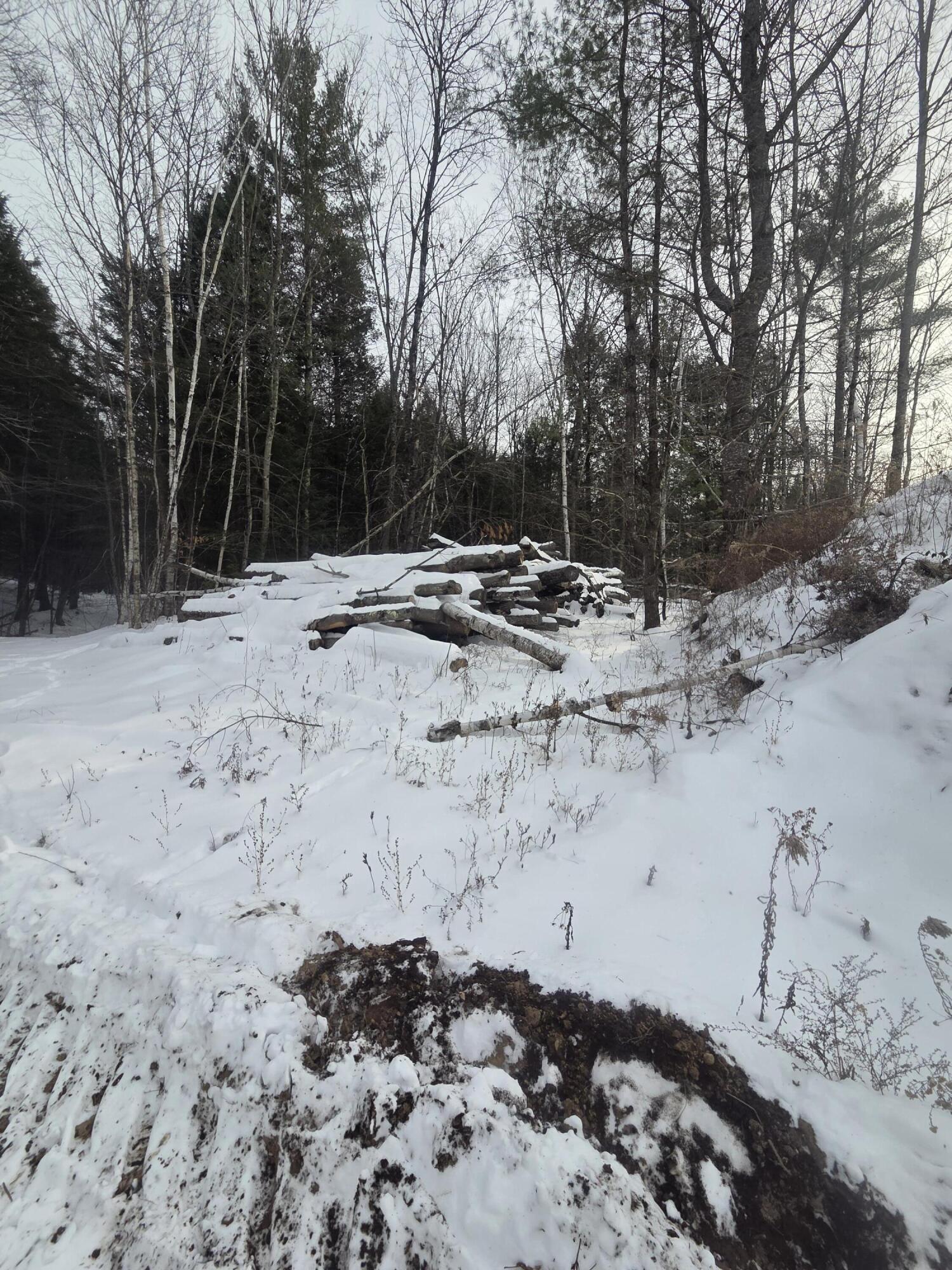 22 E Dixfield Road, Dixfield, ME, 04224