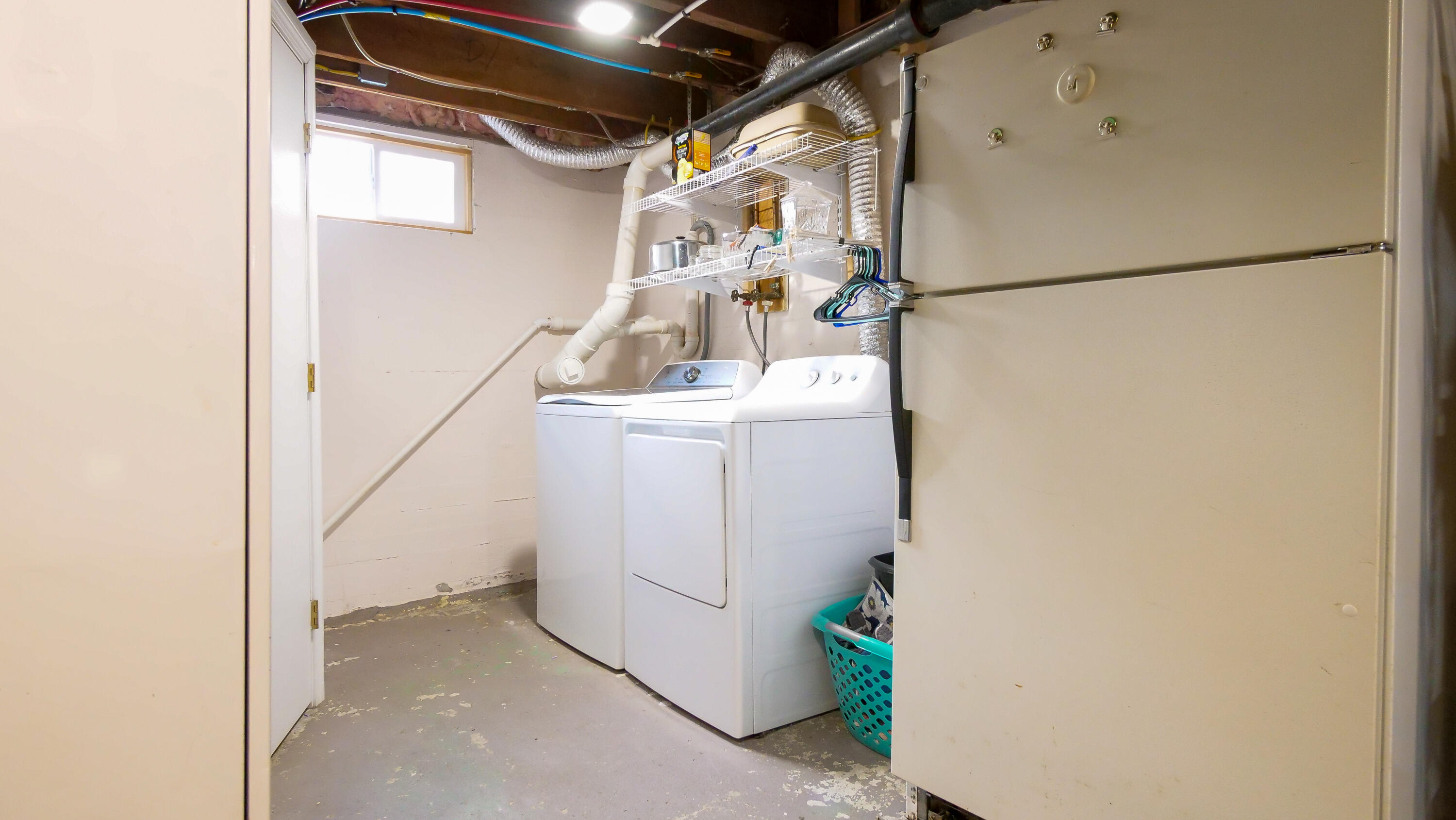 16 Gardner Road, Orono, ME, 04473