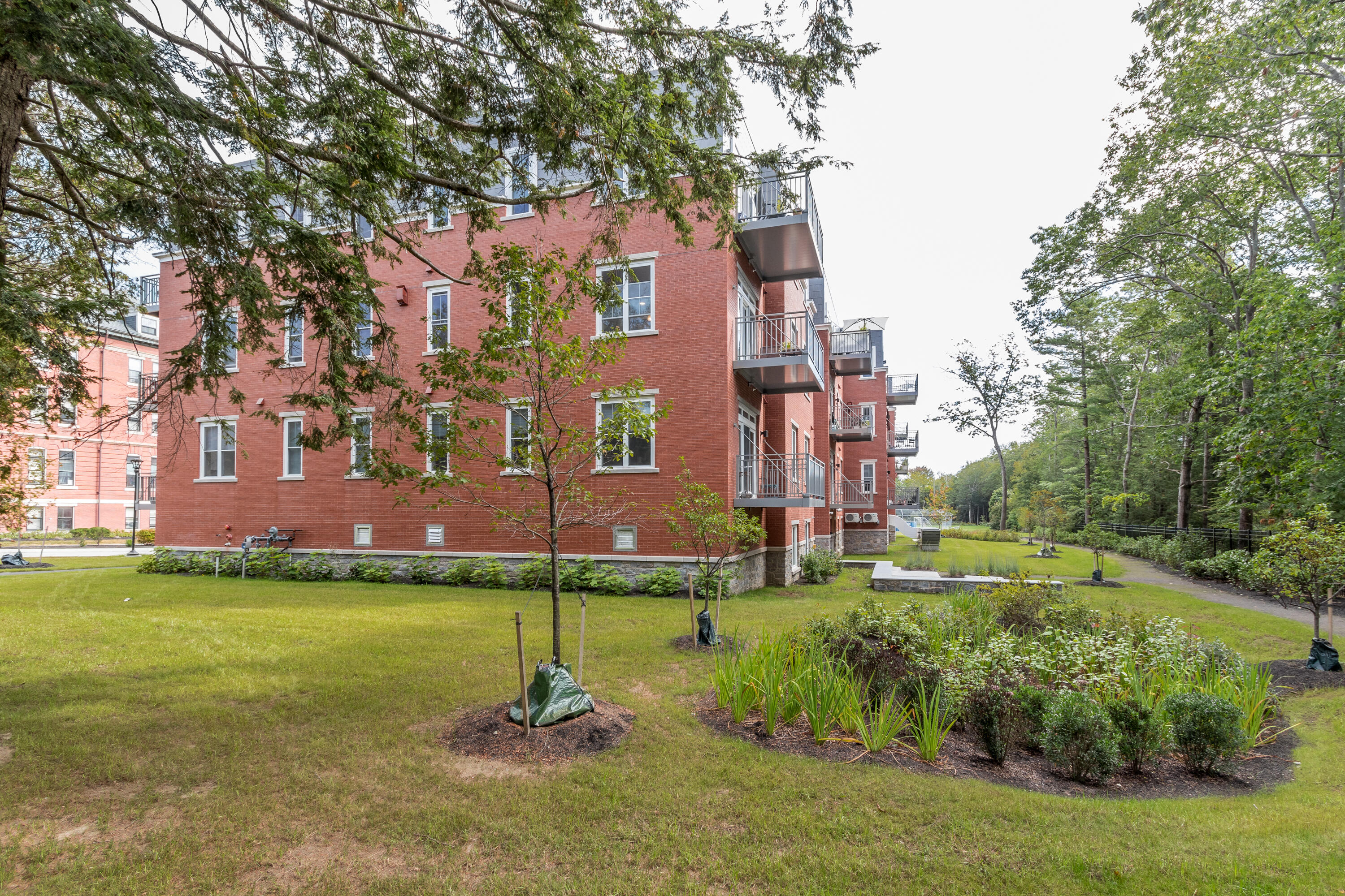 75 McAuley Way UNIT 402, Portland, ME, 04103
