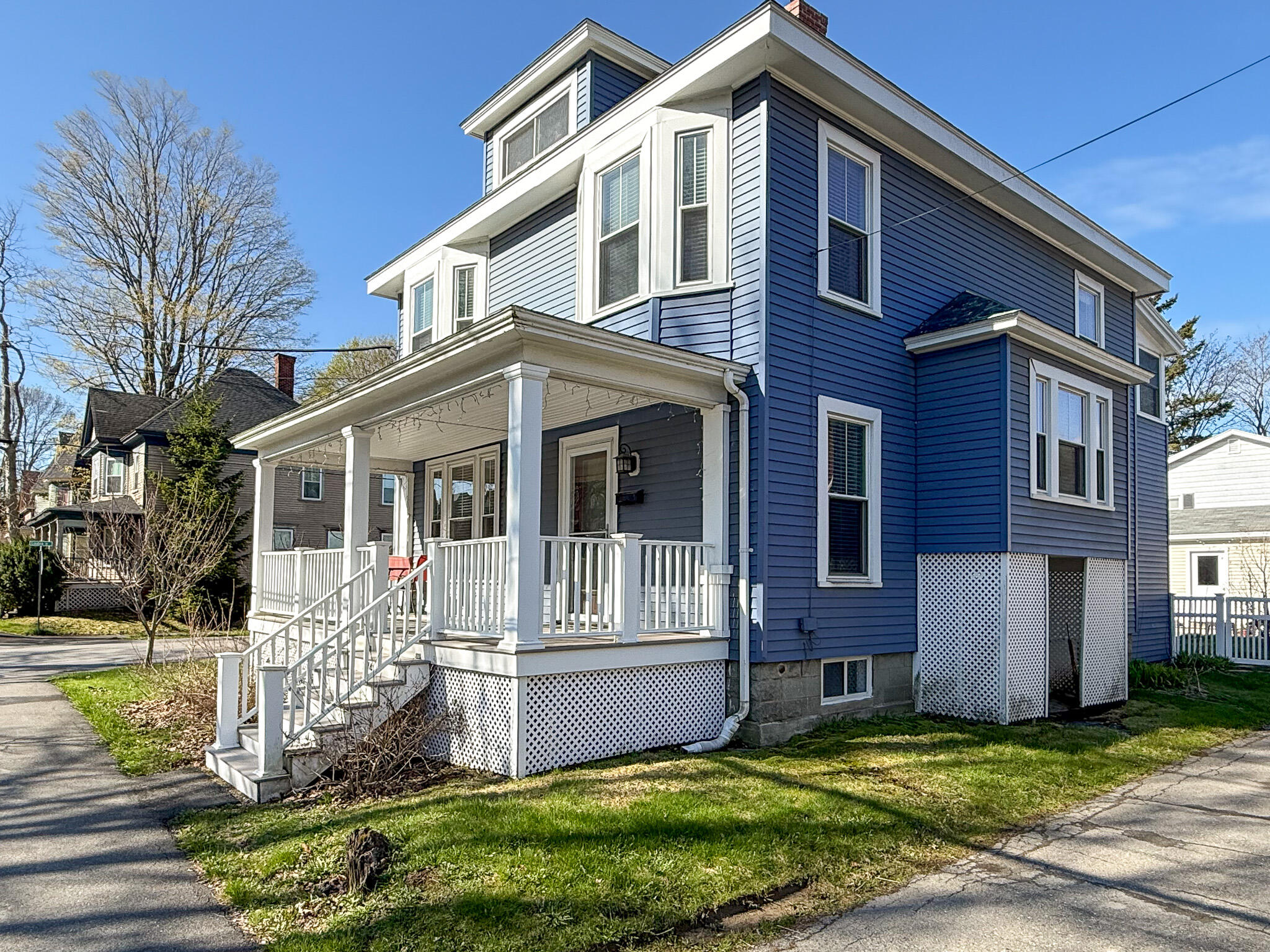 605 Hebron Road, Paris, ME, 04281