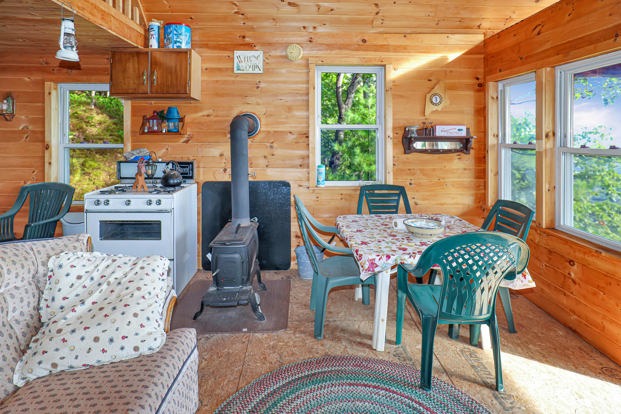 44 Mountain View Road, Mexico, ME, 04224