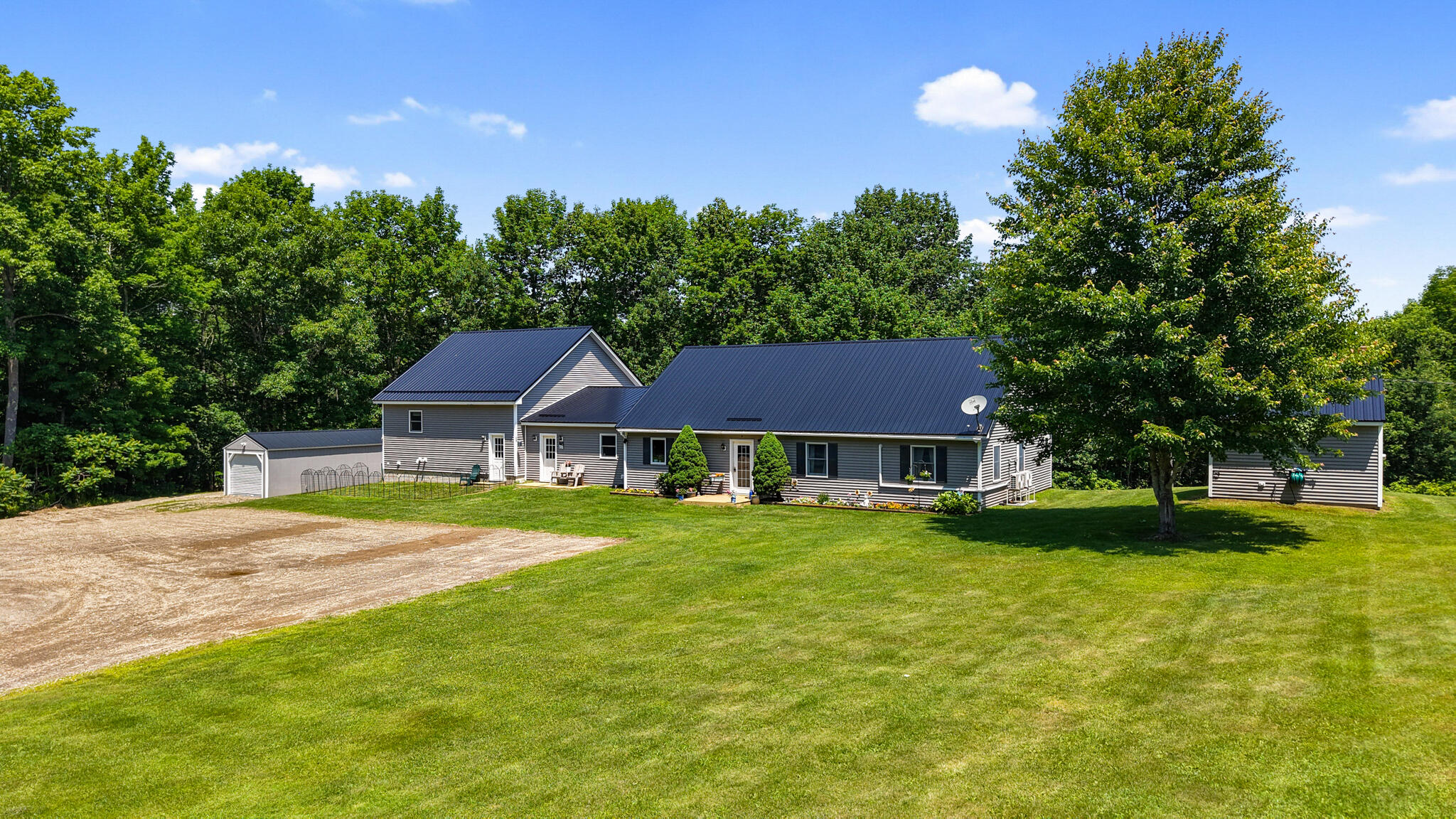 Photo of 1 Dakin Lane Searsport ME 04974