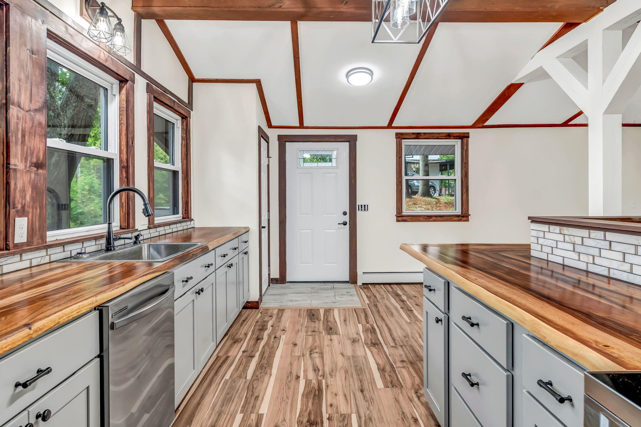 12 Rowell Road, Hampden, ME, 04444