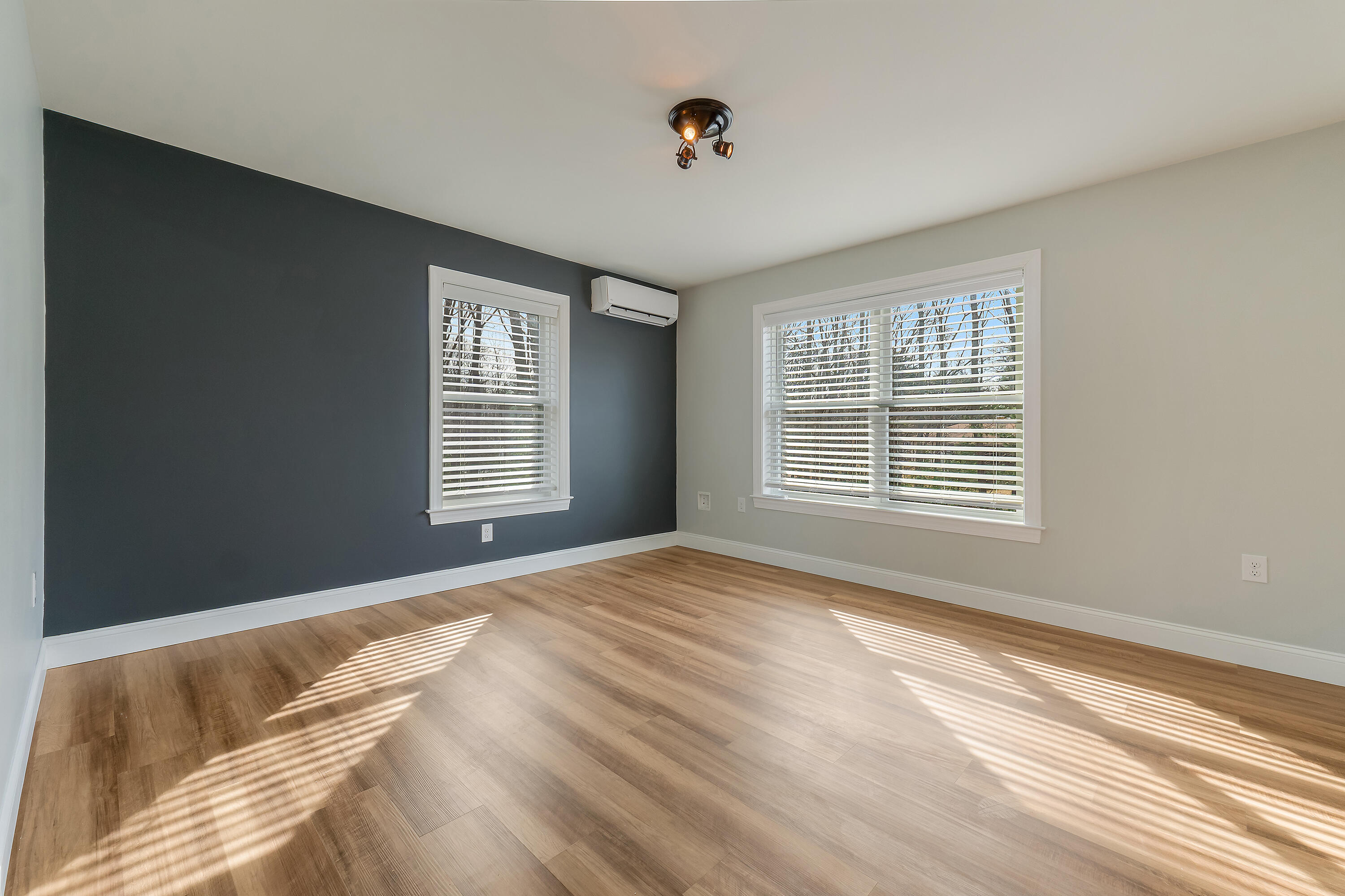 56 Old Kings Highway, Ogunquit, ME, 03907