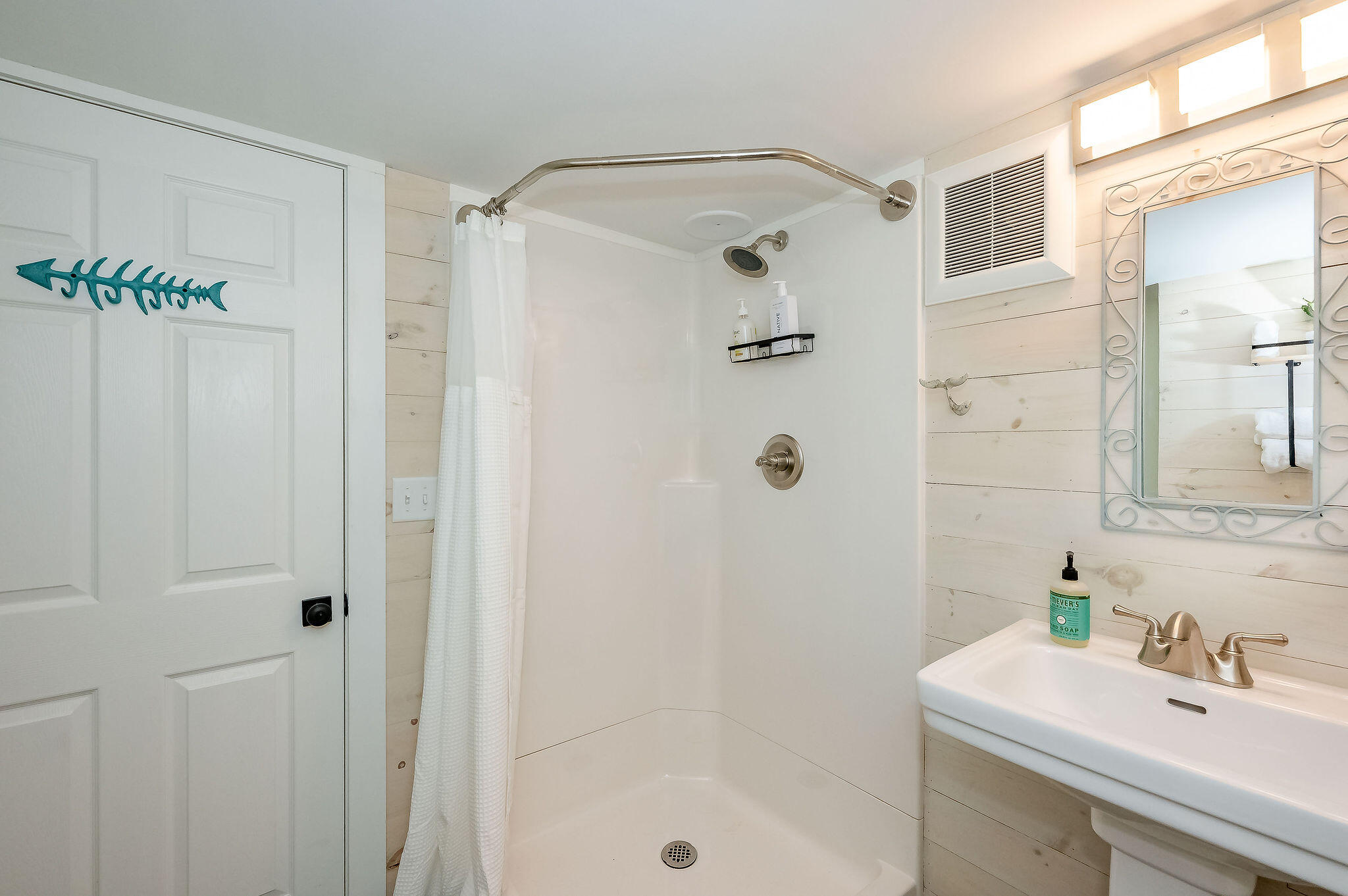 281 York Street, York, ME, 03909