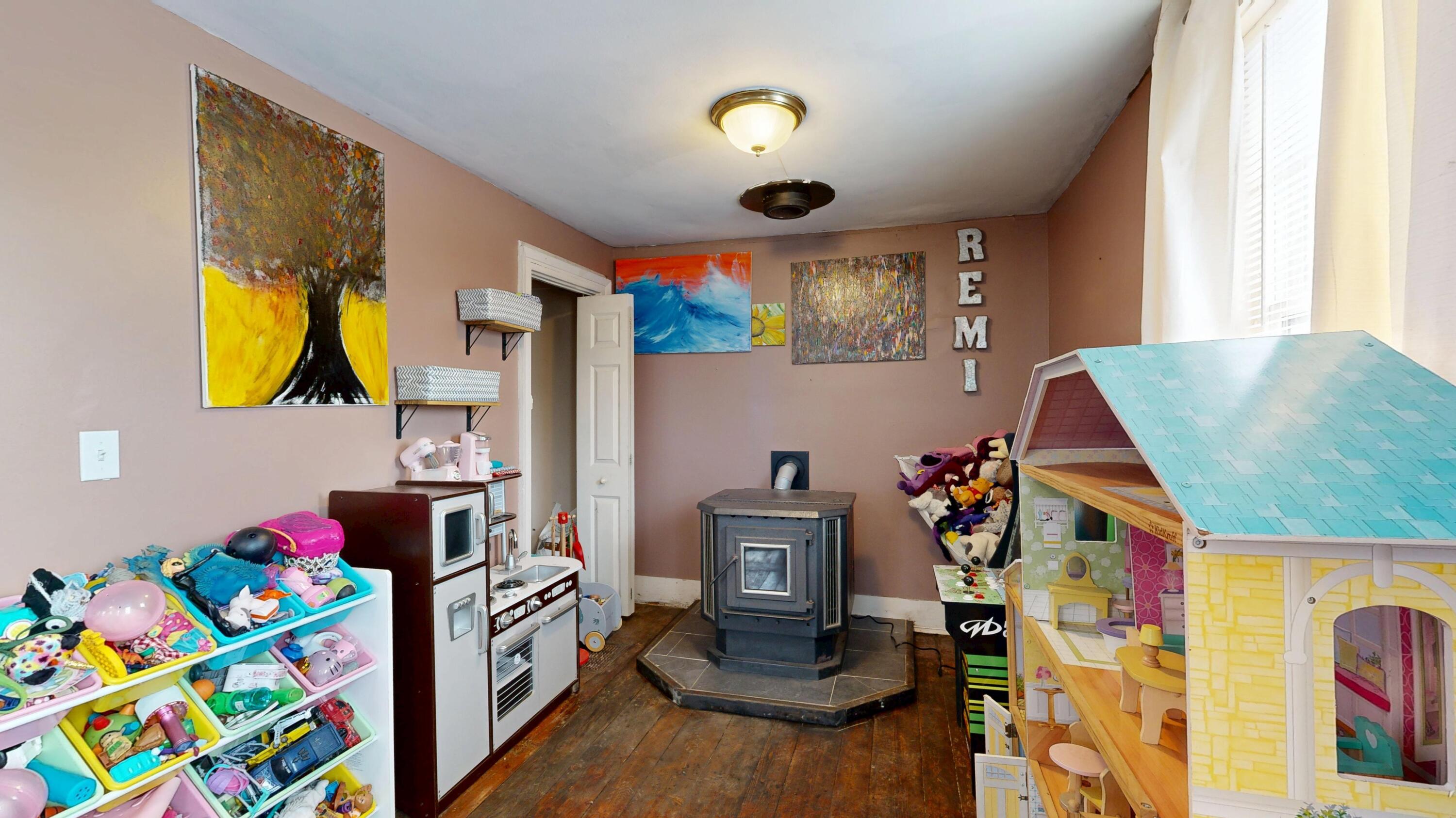 3950 W River Road, Sidney, ME, 04330