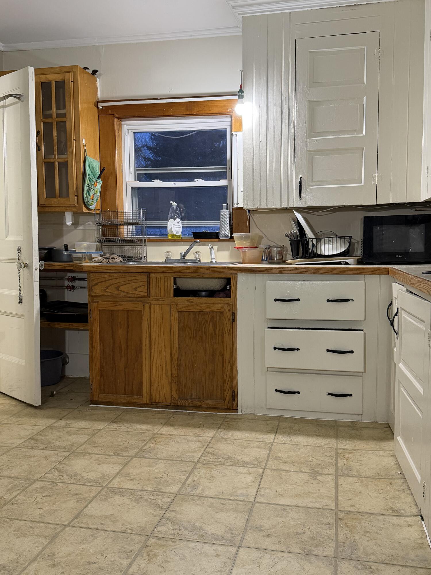 137 S Main Street, Auburn, ME, 04210