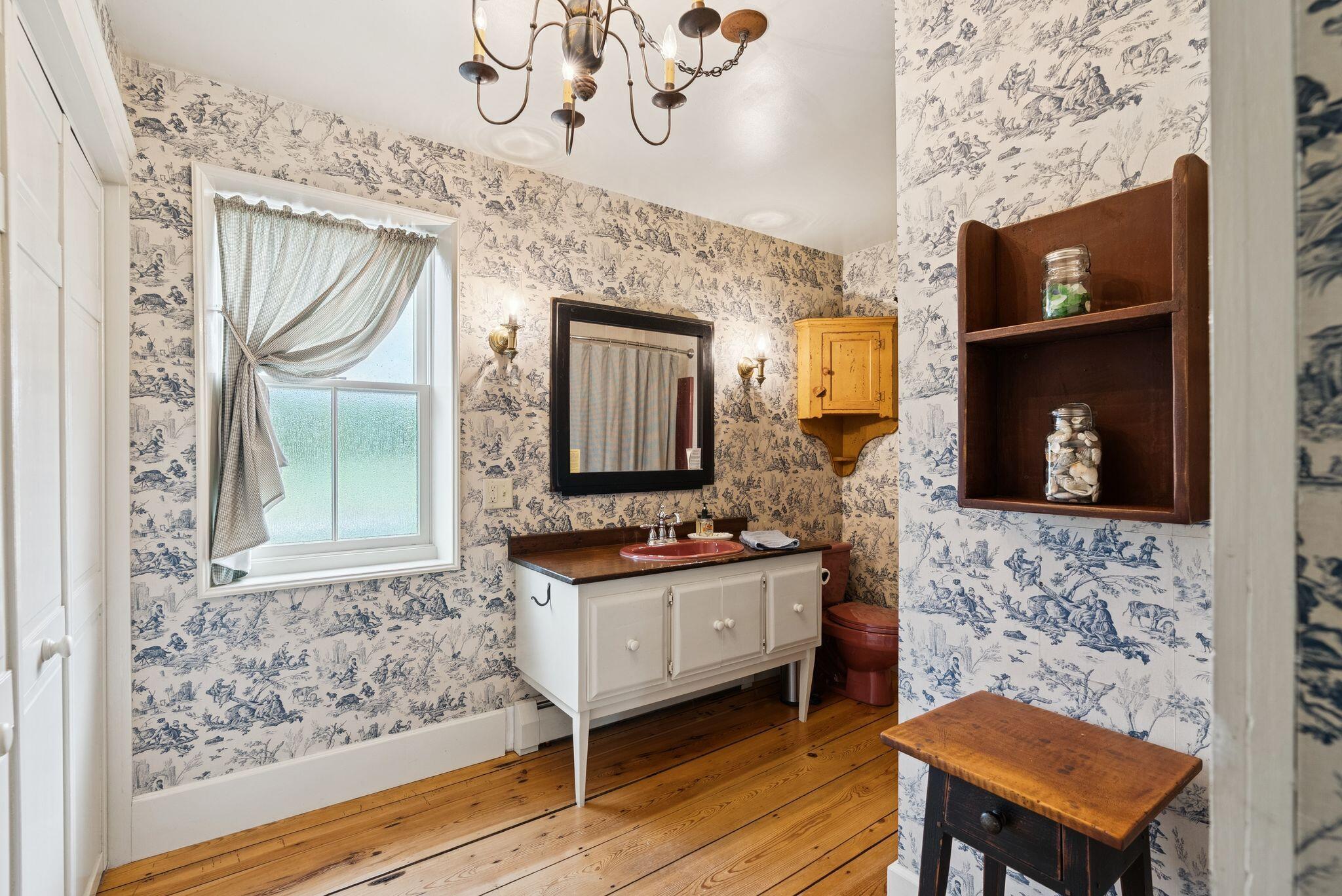 305 River Road, Hollis, ME, 04042