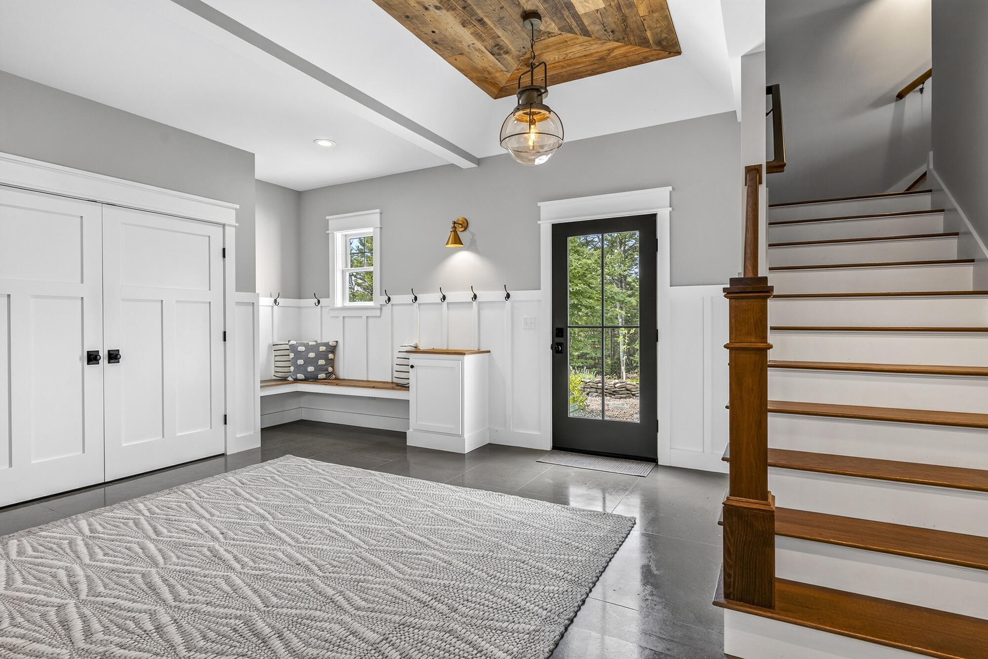 Separate staircase to the bonus room