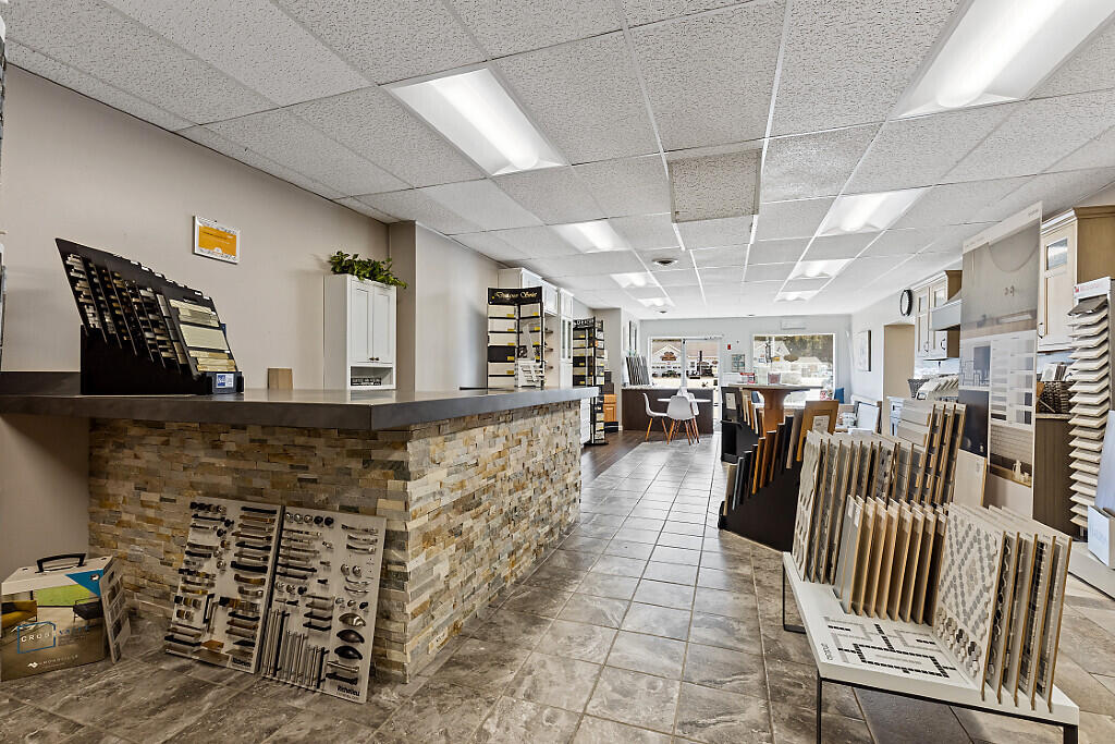 413 Wilton Road, Farmington, ME, 04938