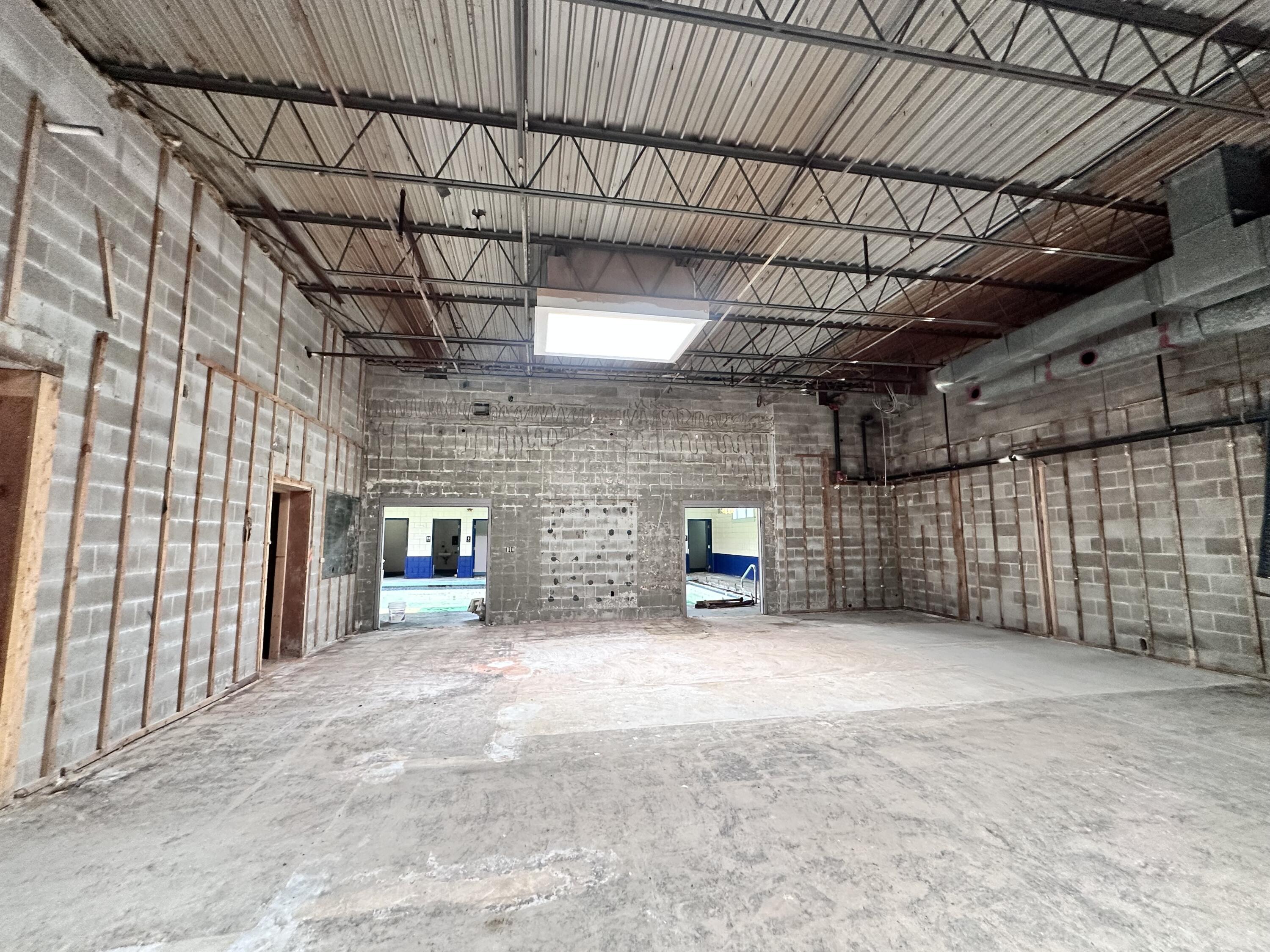 637 Minot Avenue, Auburn, ME, 04210