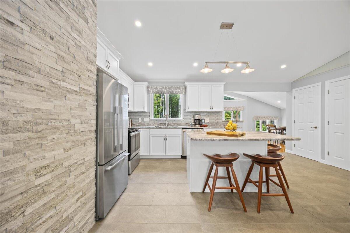 40 Old Neck Road, Scarborough, ME 04074 19-40 Old Neck-19