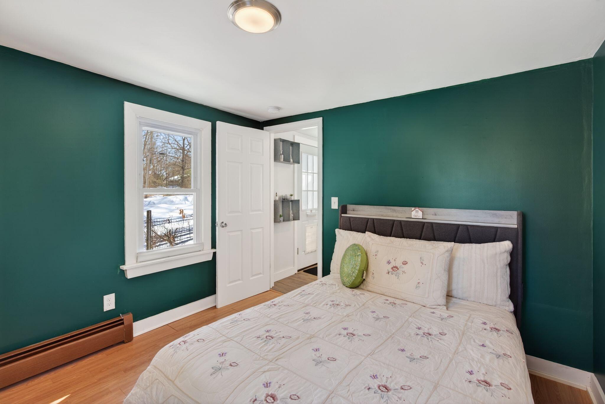 13 Highland Avenue, Cumberland, ME, 04021