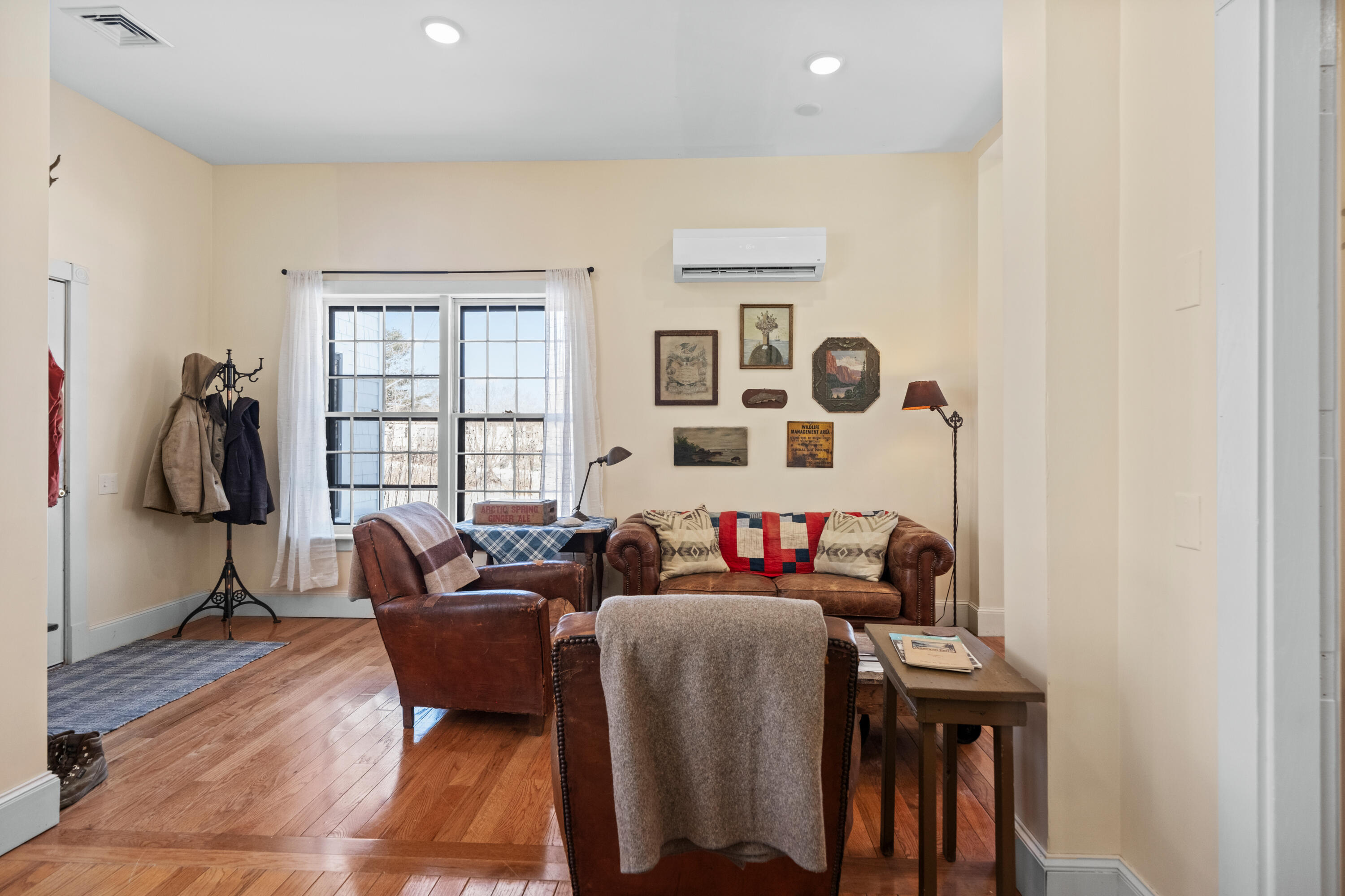 31-33 Booker Street UNIT 4, Thomaston, ME, 04861