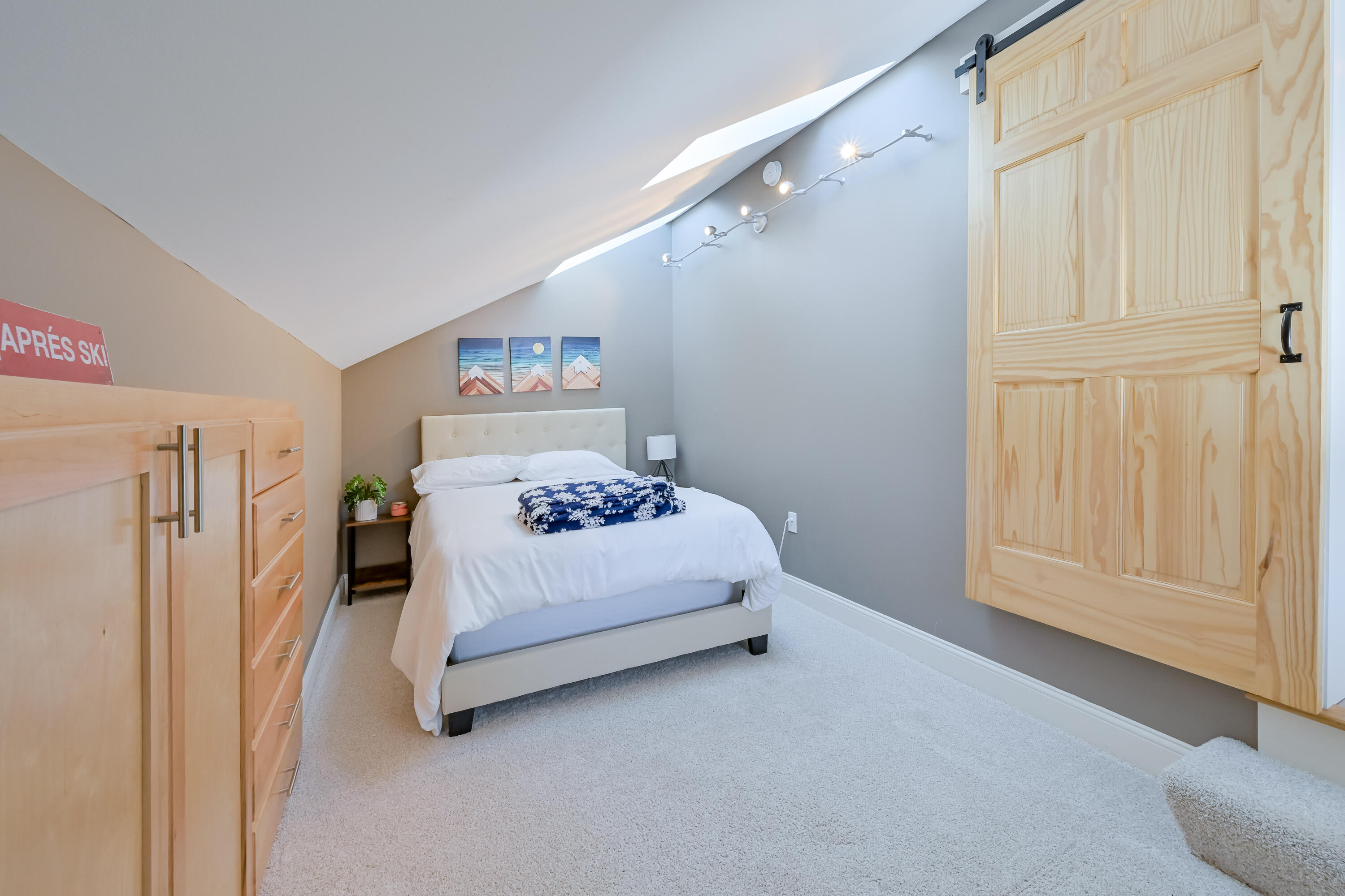 1006 Red Stallion Drive UNIT 6, Carrabassett Valley, ME, 04947