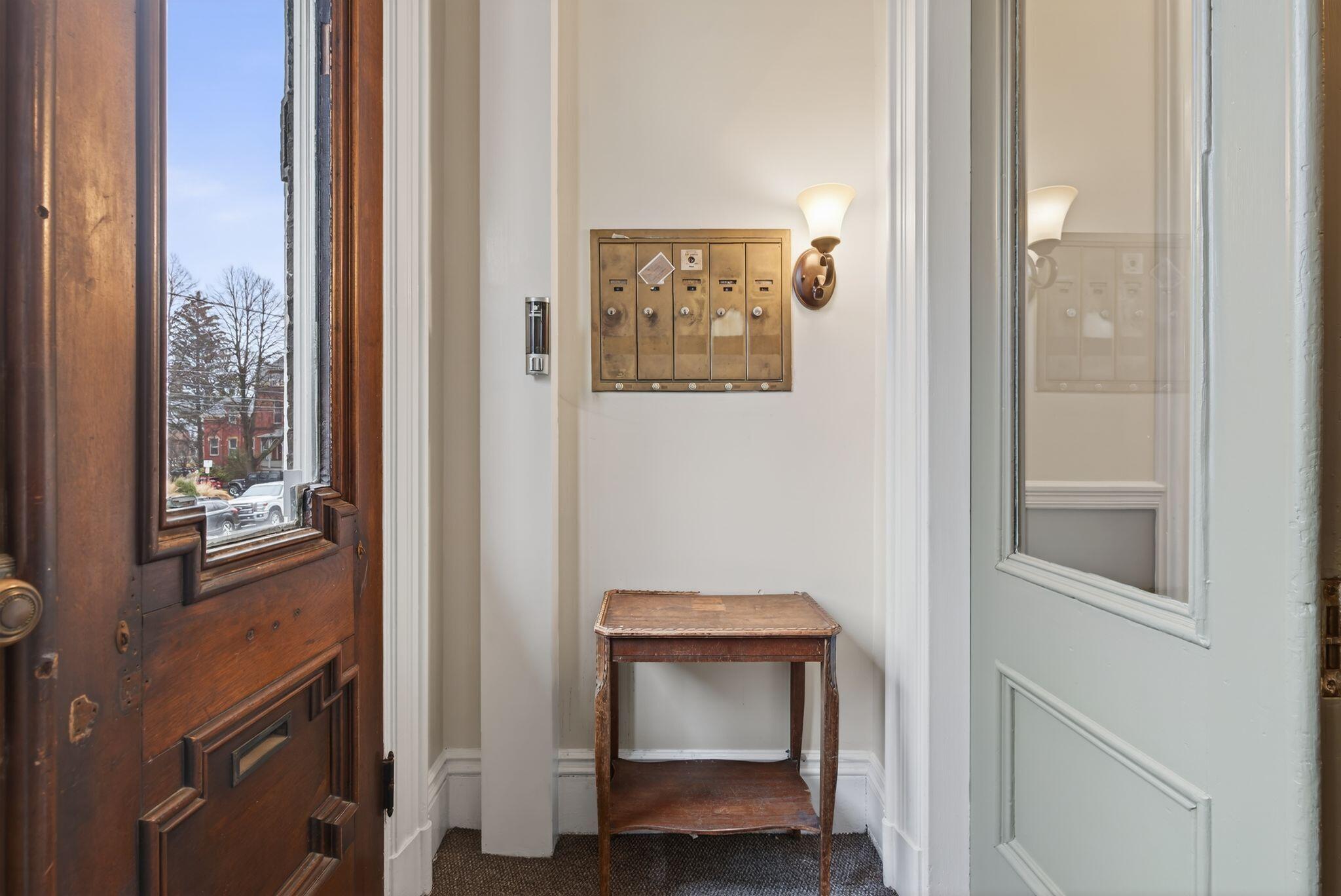 138 Pine Street UNIT 1, Portland, ME, 04102