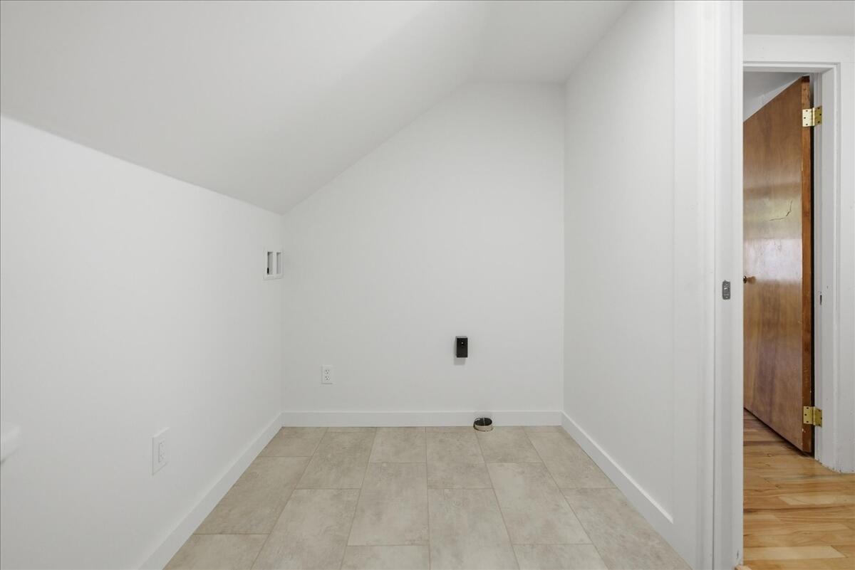 1827 Minot Avenue, Auburn, ME 04210 60-1-60