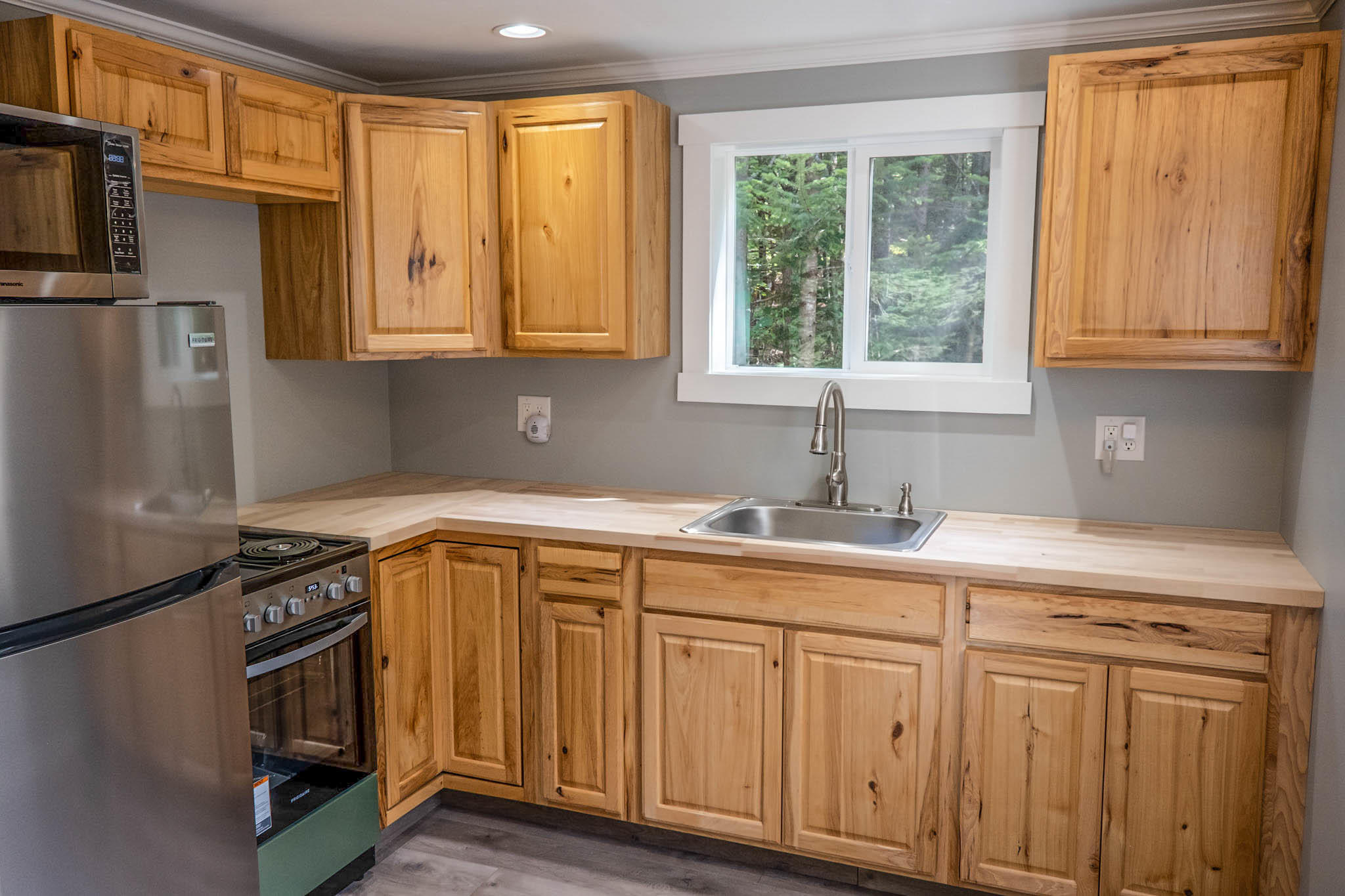 891 Flat Road, Albany Twp, ME, 04217
