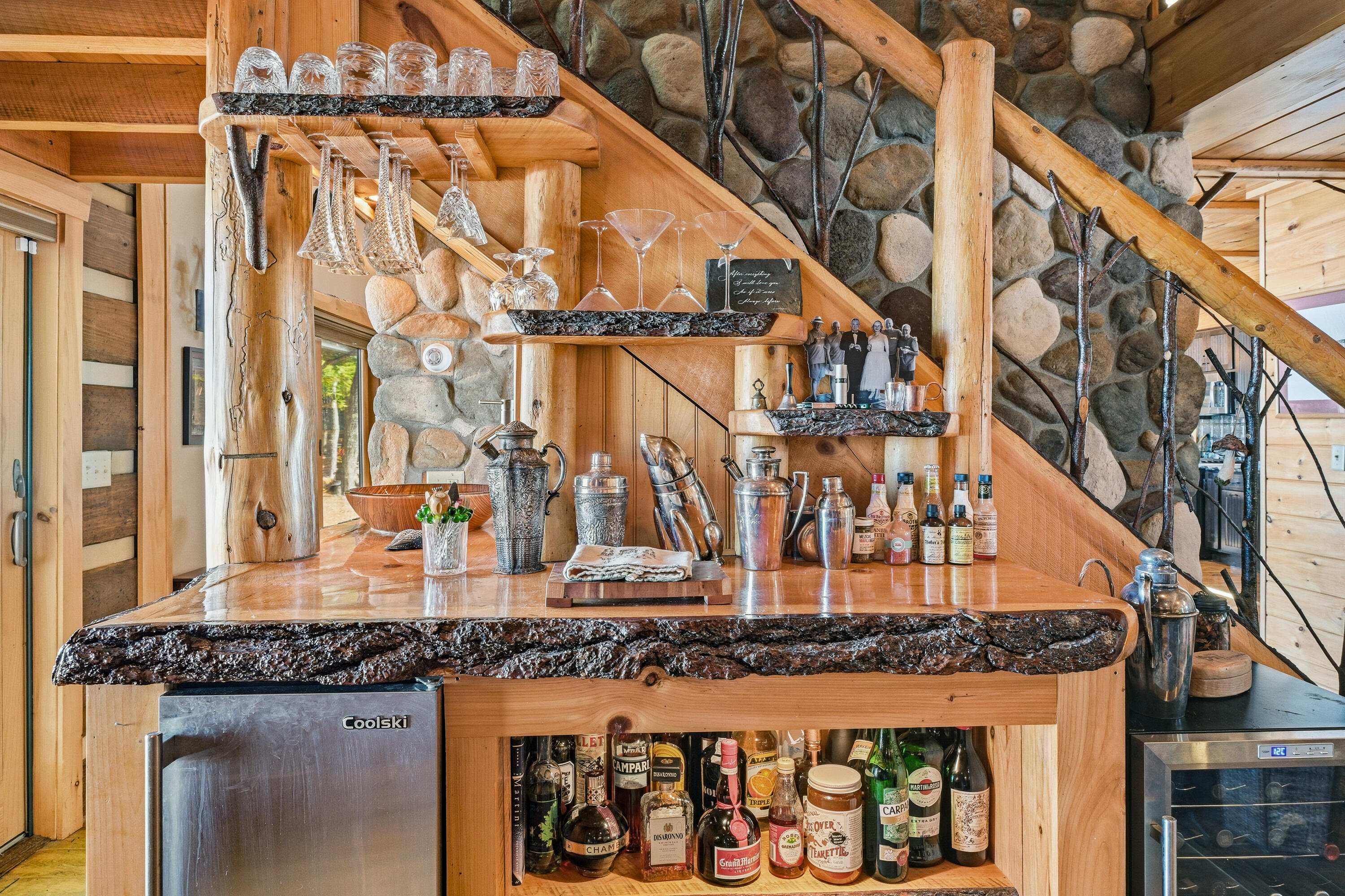 99 Abena Shores, Belgrade, ME, 04917