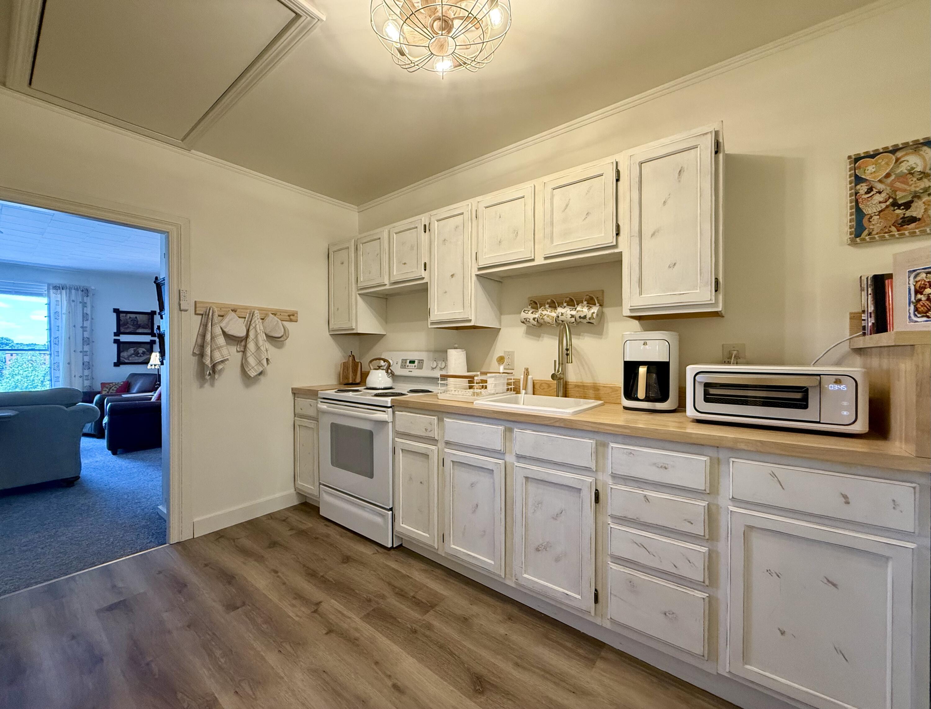 283 Main Street, Calais, ME, 04619