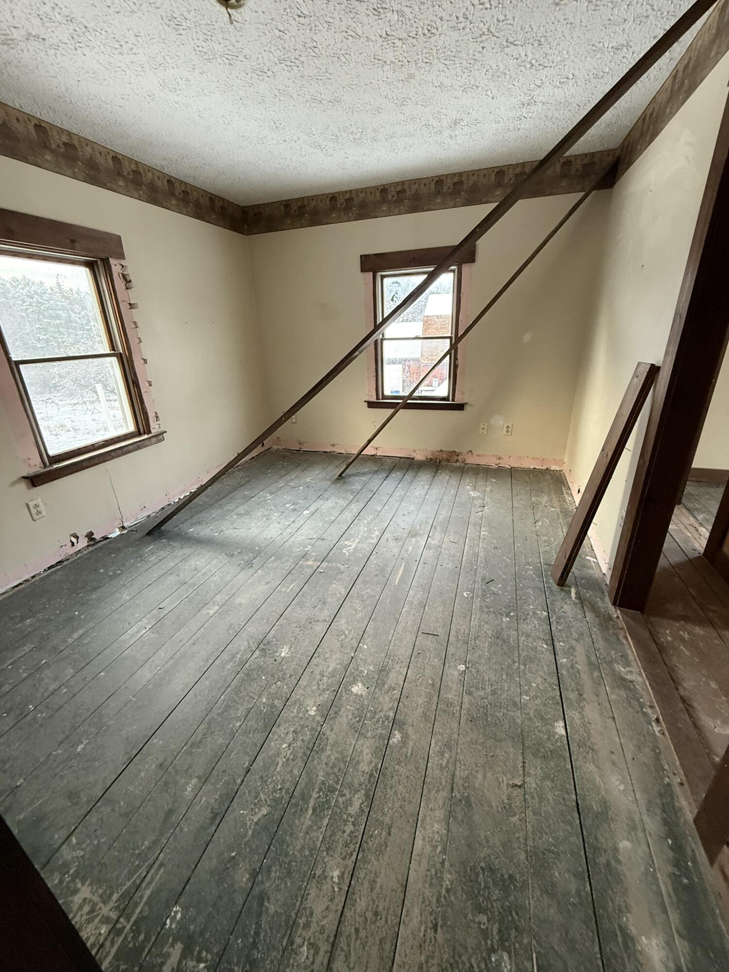 17 Walker Road, Mechanic Falls, ME, 04256