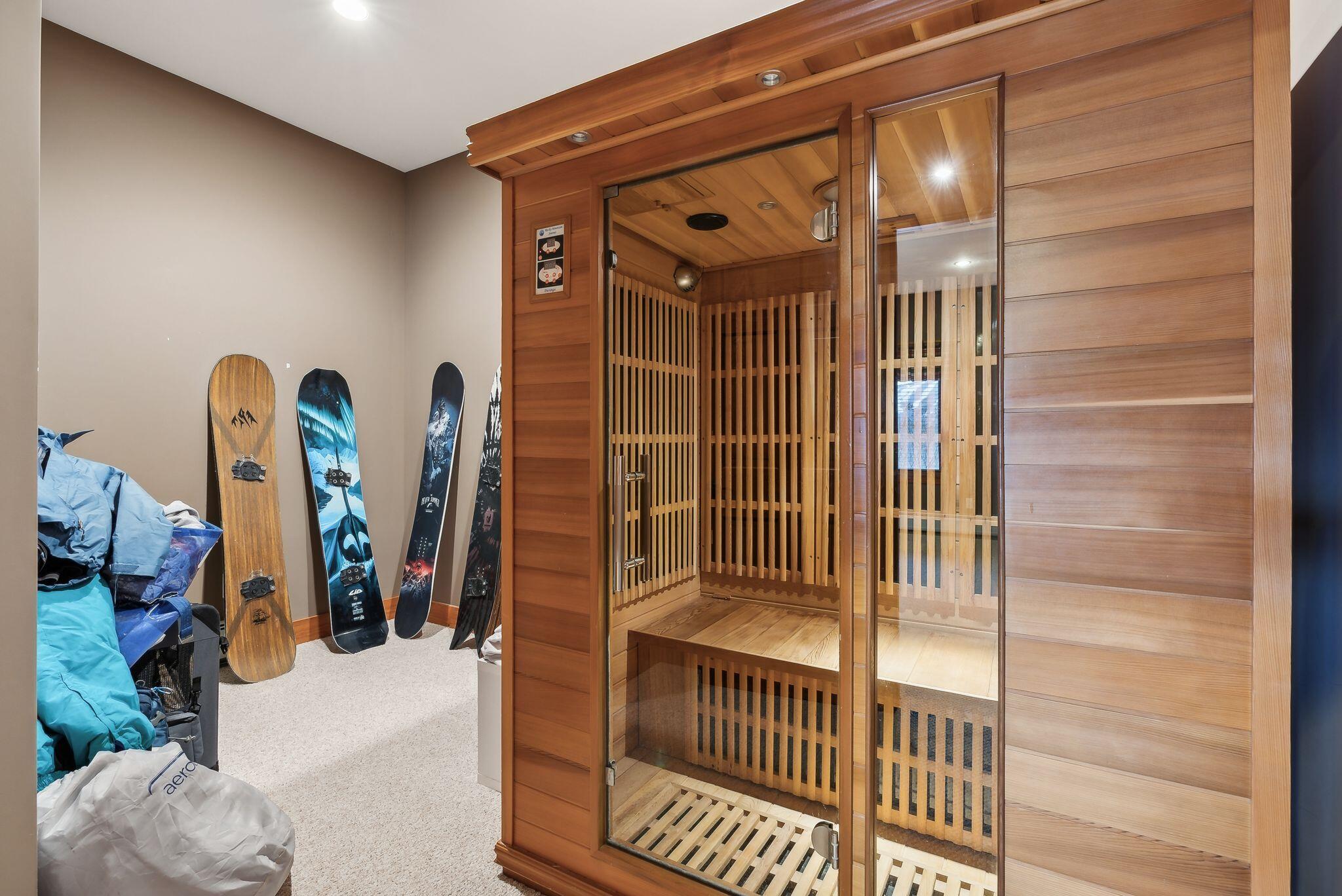 30 Blizzard Drive, Newry, ME, 04261