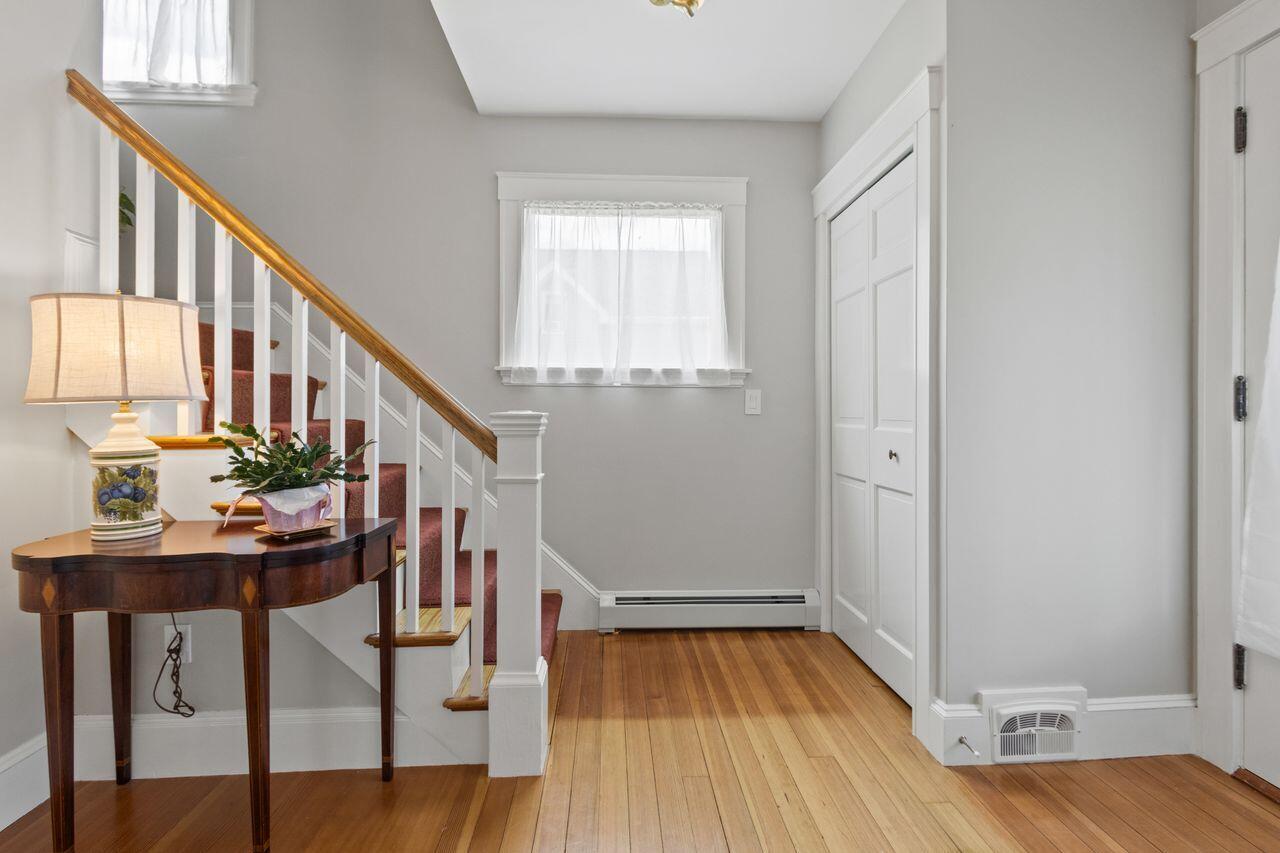 14 Holly Street, Portland, ME 04103 Sunny front foyer features a coat closet for guests