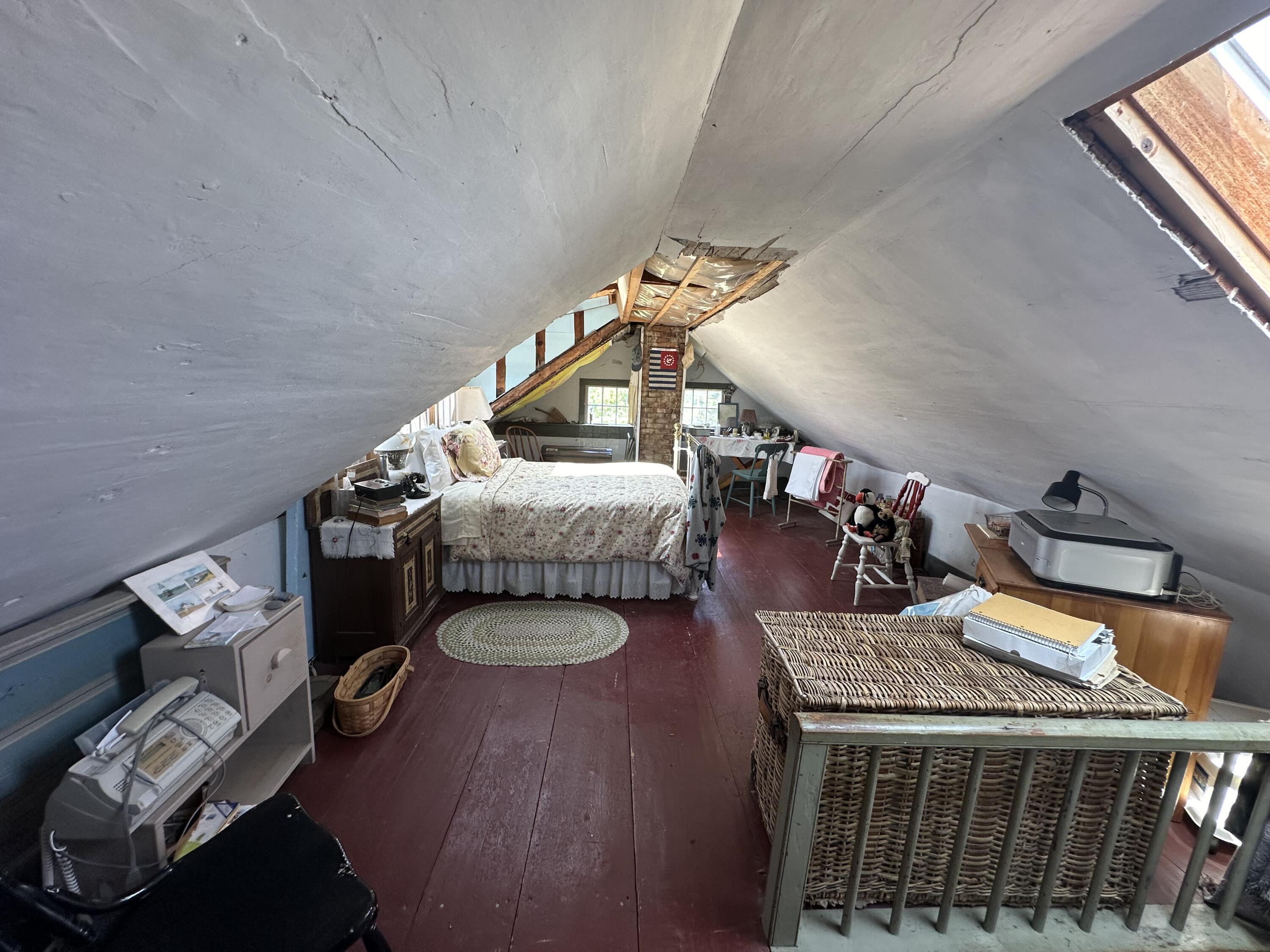 3 SOUTH Road, Matinicus Isle Plt, ME, 04851