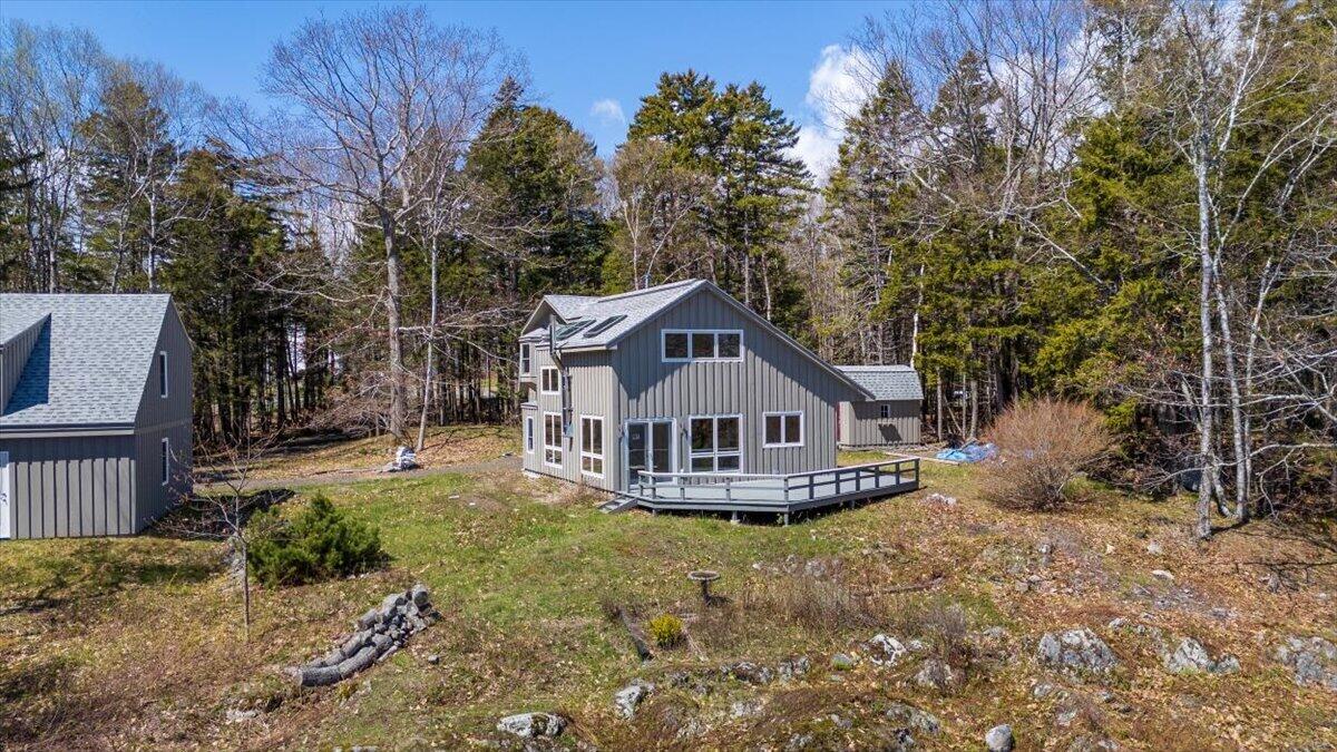391 Main Road, Islesboro, ME, 04848
