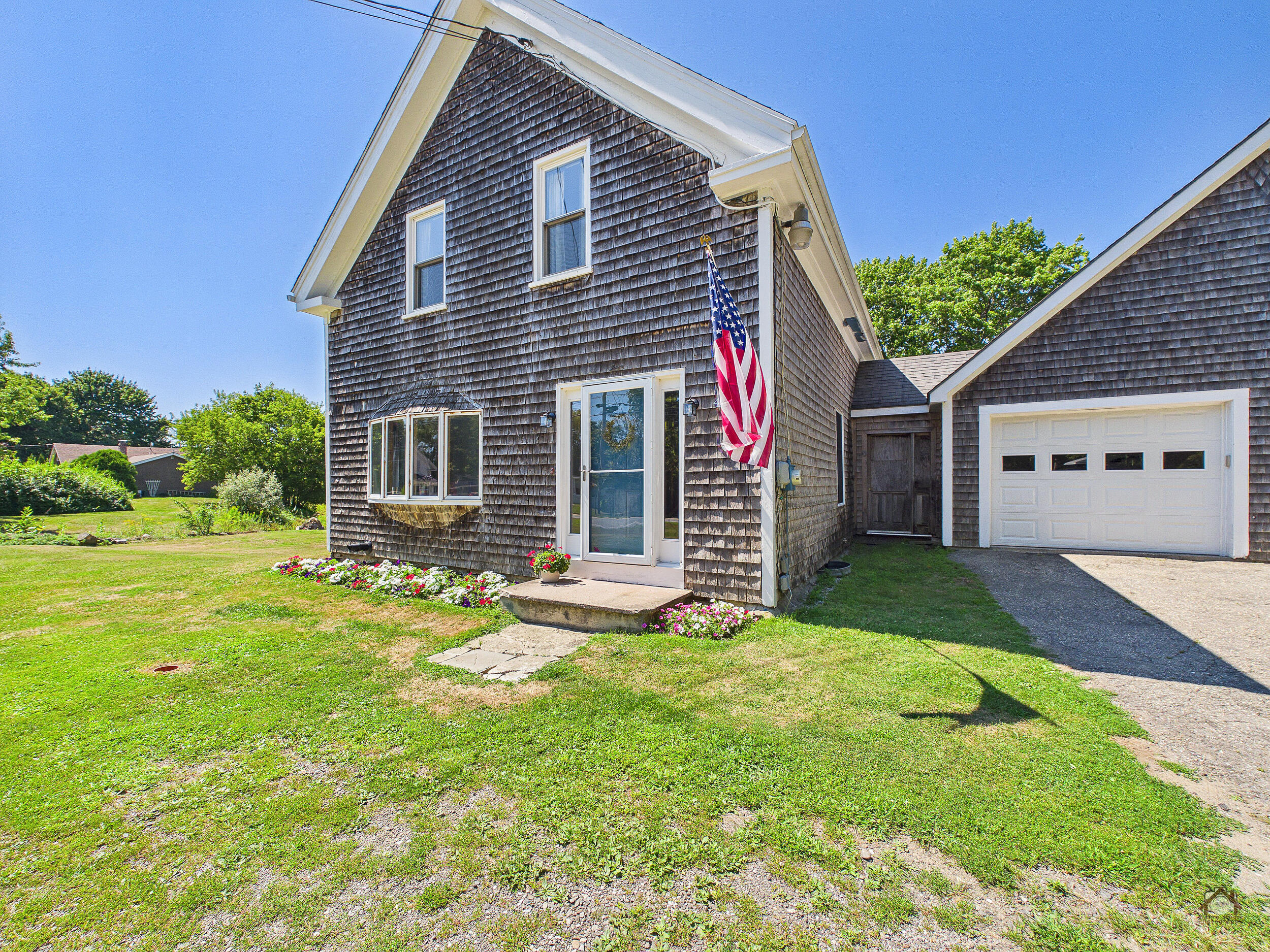 Photo of 4 Old County Road Rockland ME 04841
