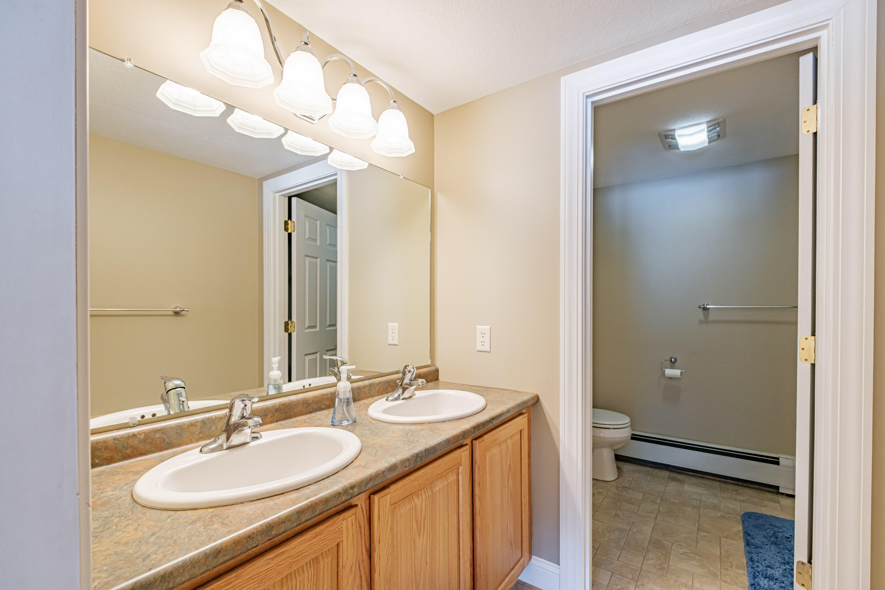 9 Alder Lane UNIT 7, Newry, ME, 04261