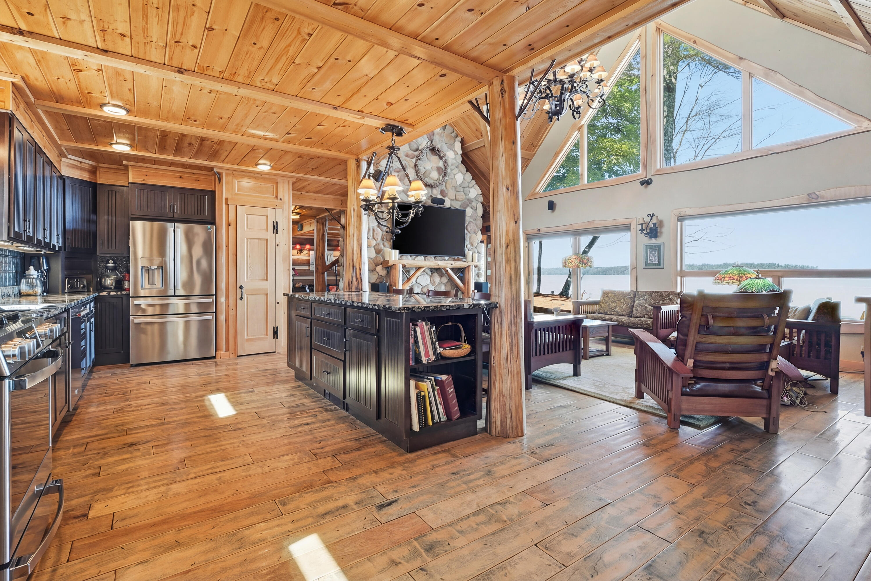 99 Abena Shores, Belgrade, ME, 04917