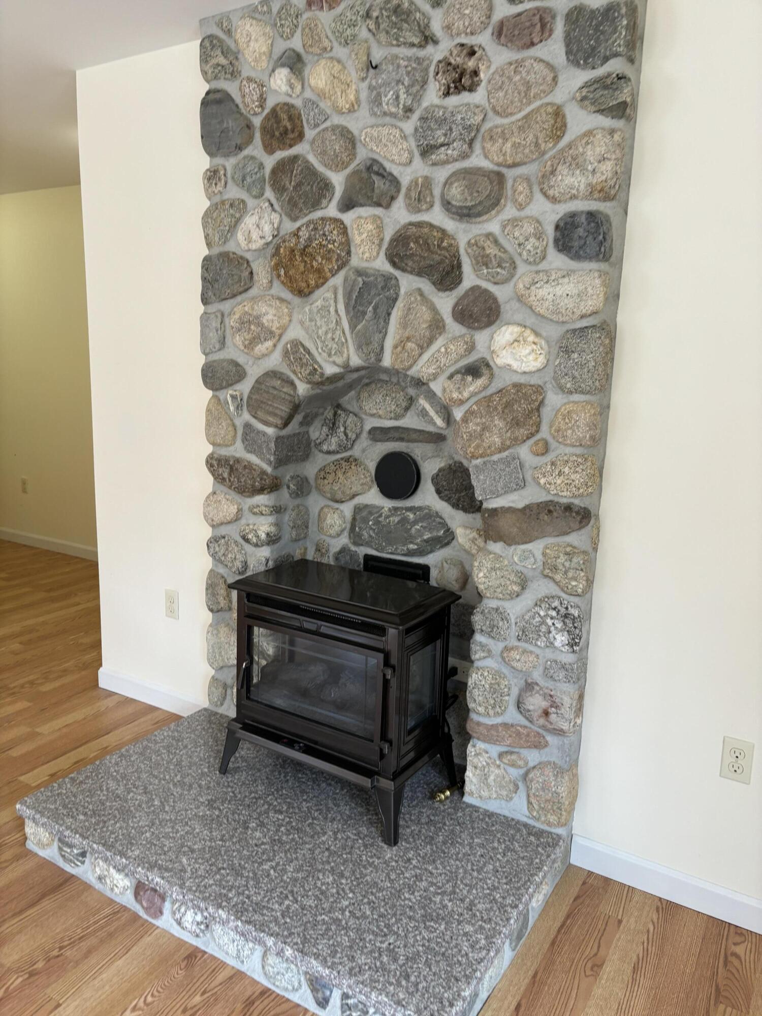 26 Old Nutt Farm Road, Rockport, ME, 04856