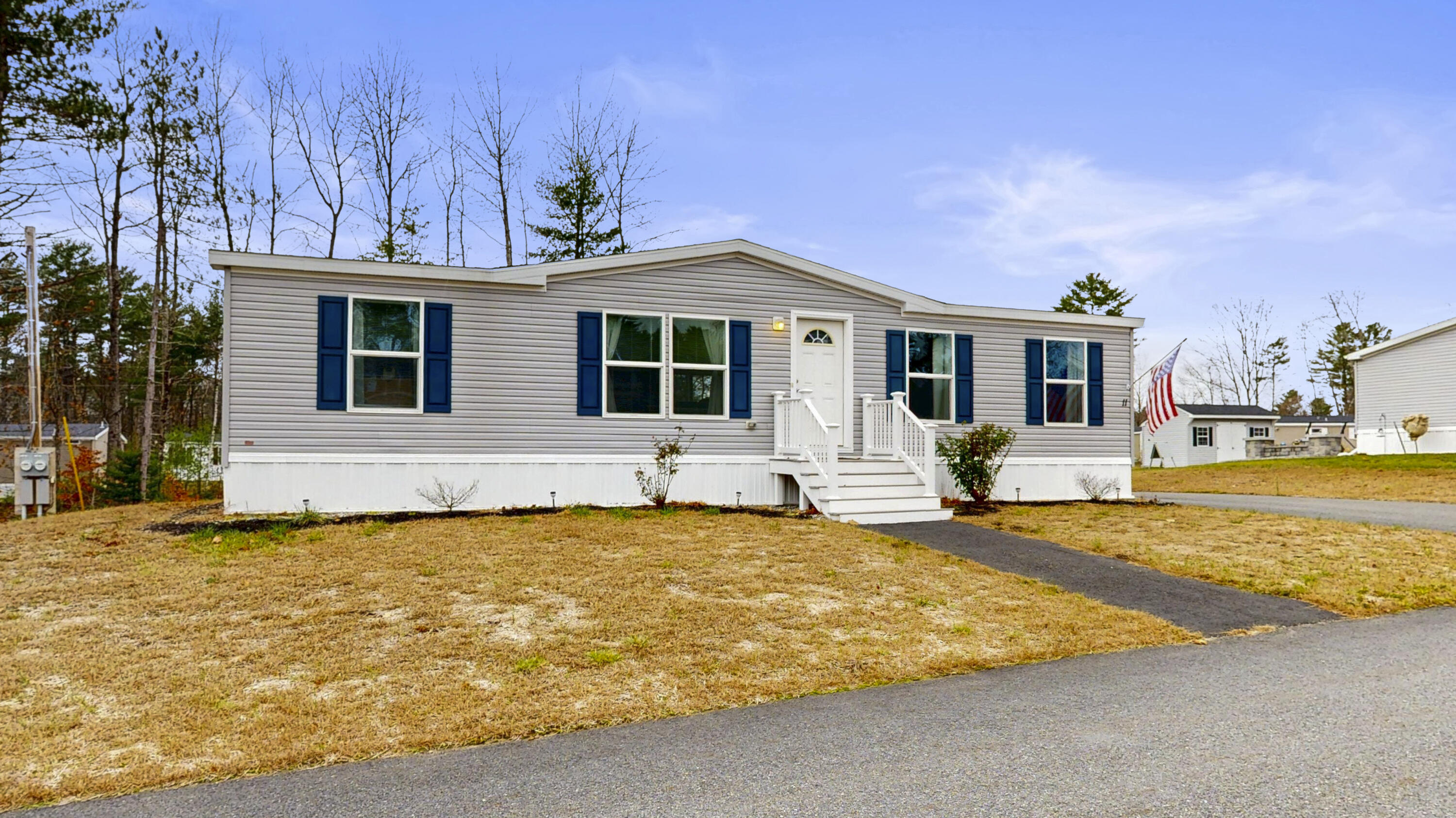 11 Trent Drive, Lisbon, ME, 04250
