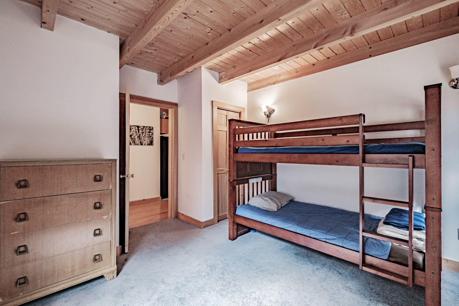 10 Oak Drive, Bethel, ME, 04217-3010