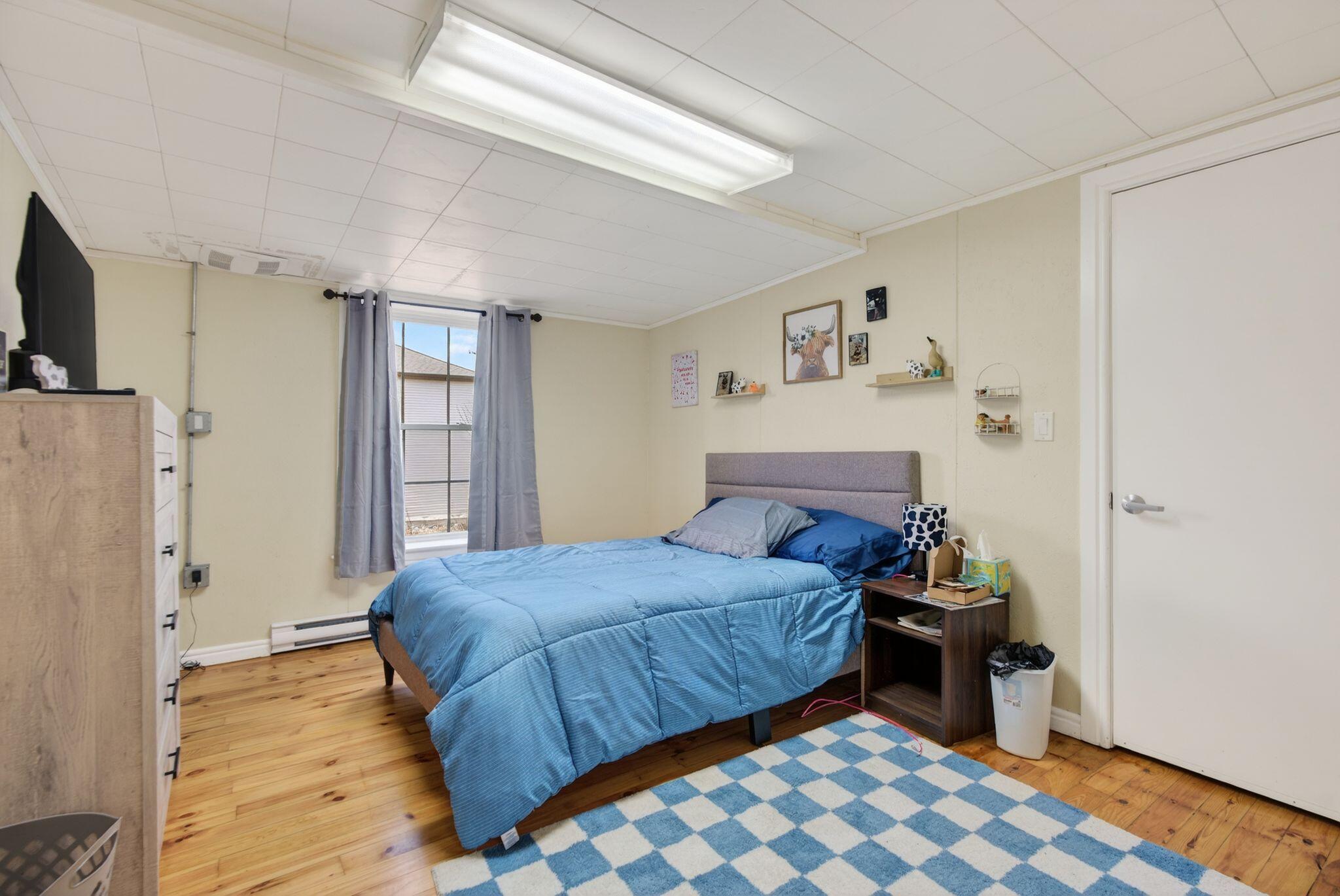 64 Bradbury Street, Biddeford, ME, 04005