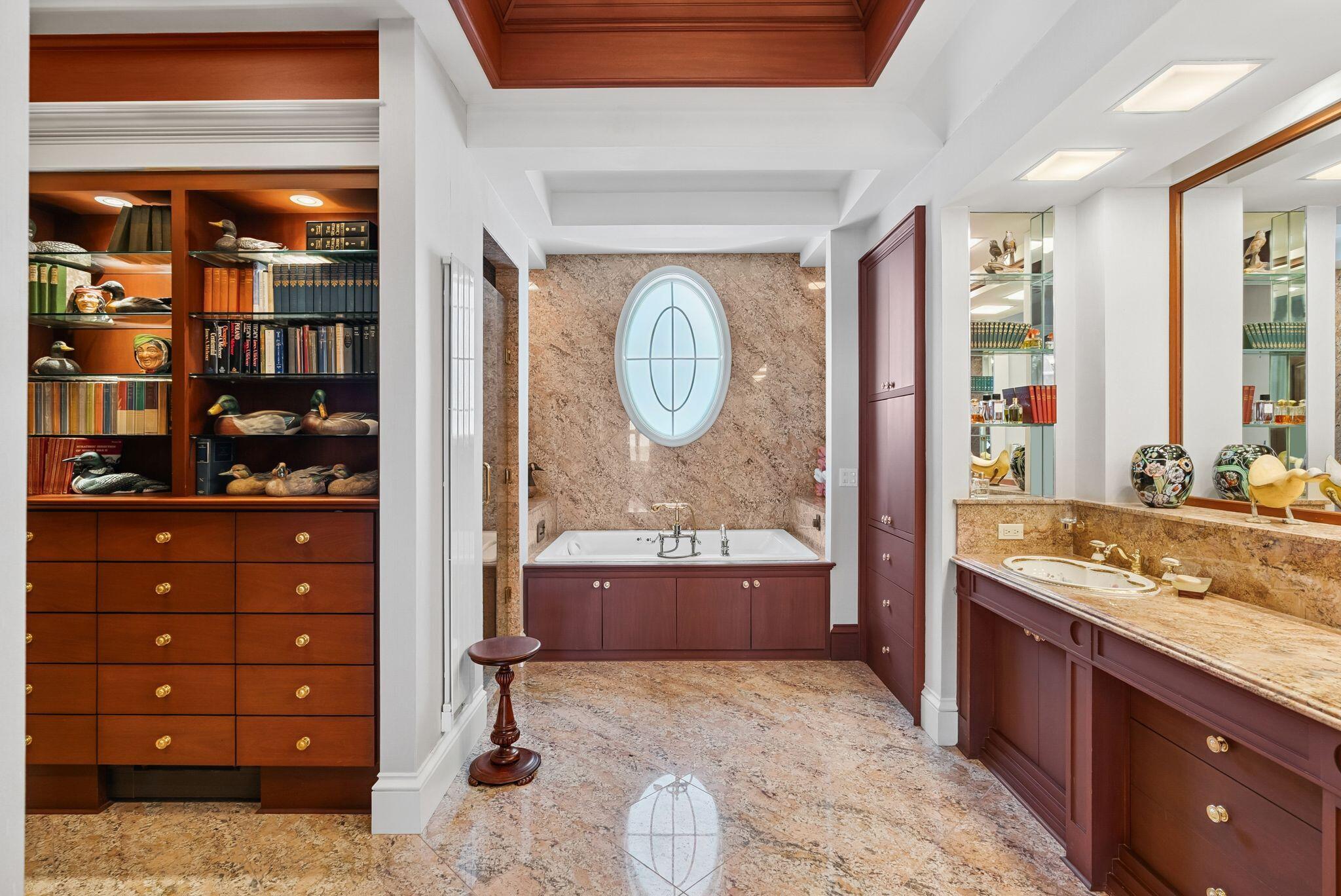 17 Seaview Avenue, Kennebunkport, ME, 04046