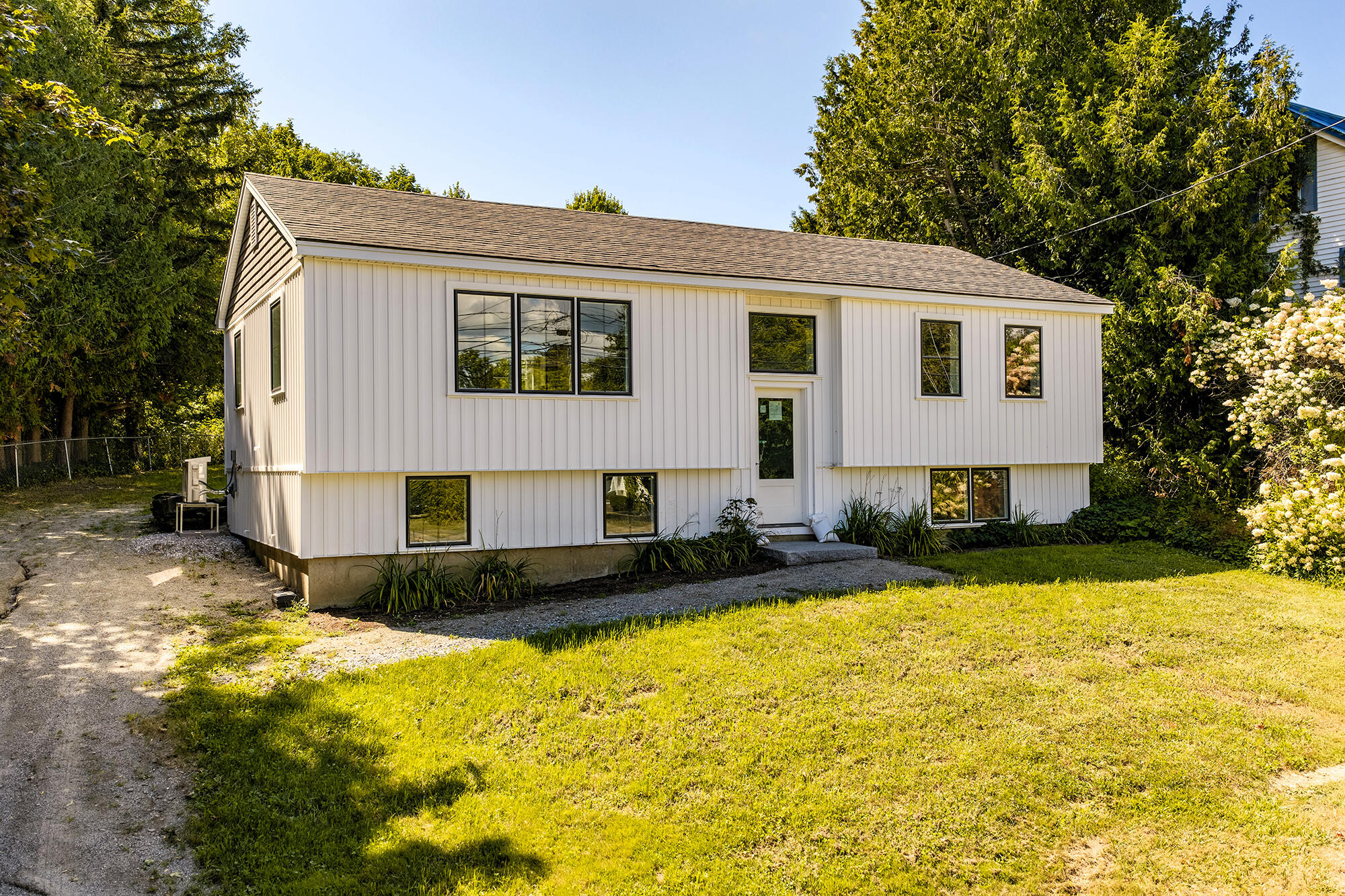 Photo of 162 Waldo Avenue Belfast ME 04915