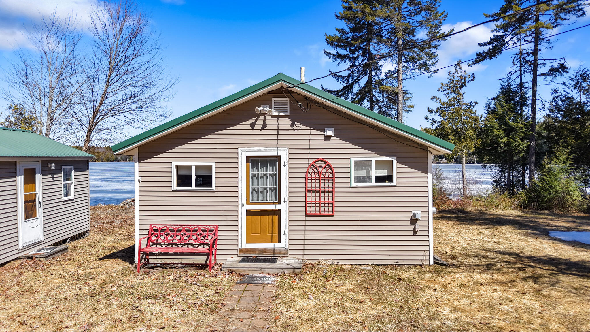 37 Petite Drive, Lincoln, ME, 04457
