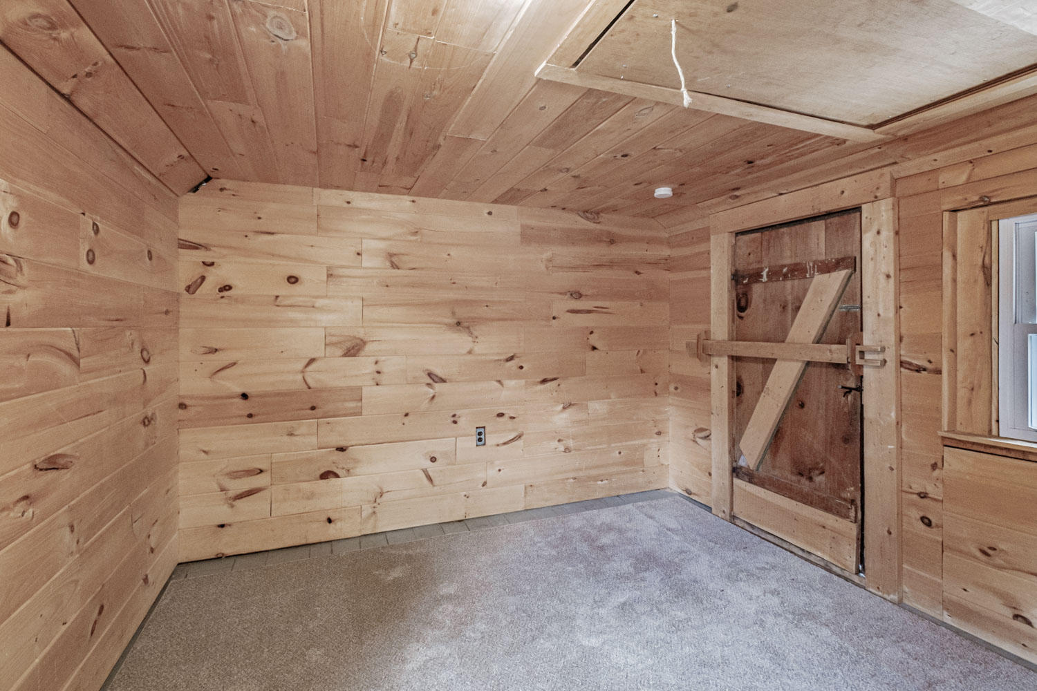 51 Howe Hill Road, Greenwood, ME, 04255-3021