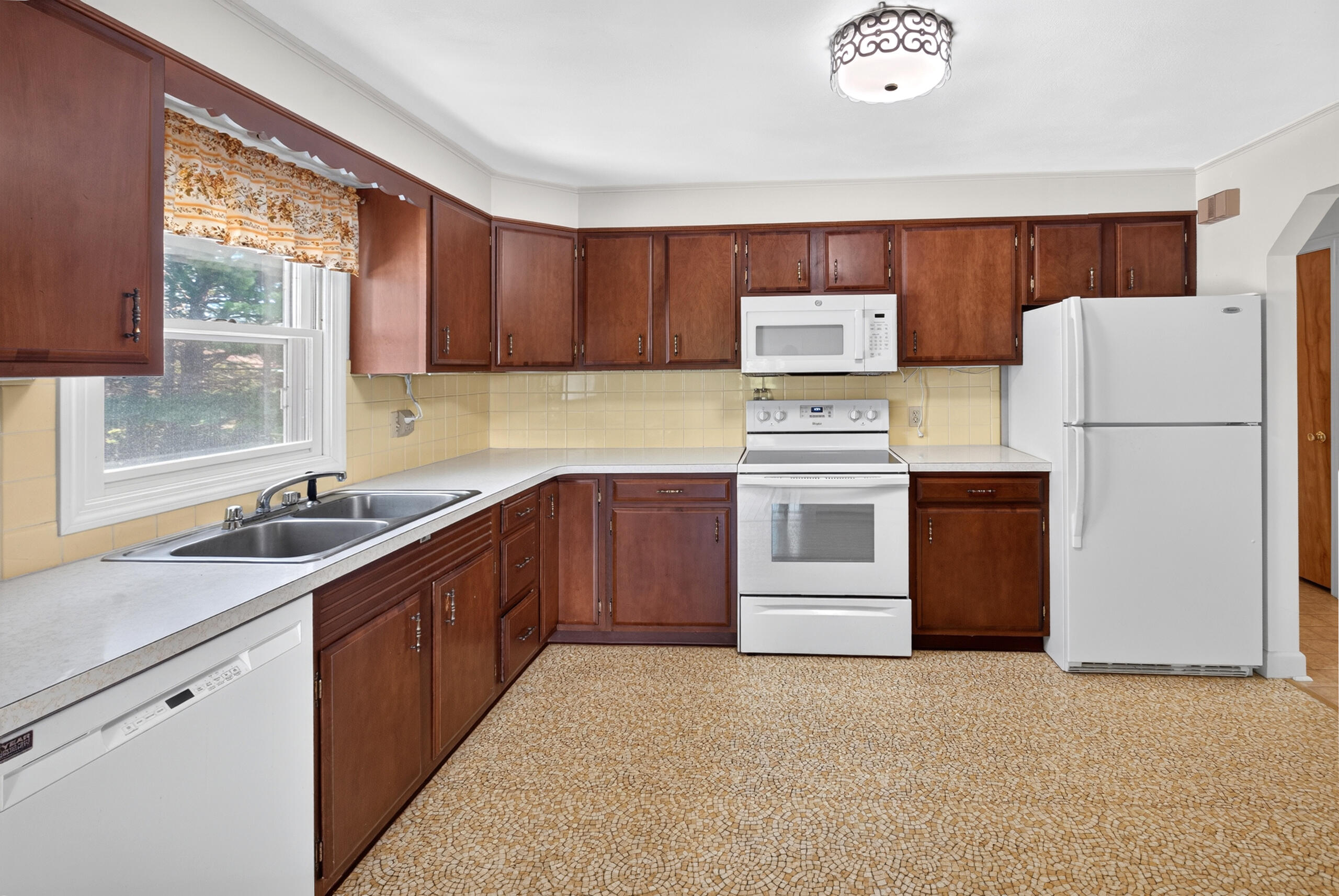 12 Mountain View Drive, Hampden, ME 04444 _MG_8442