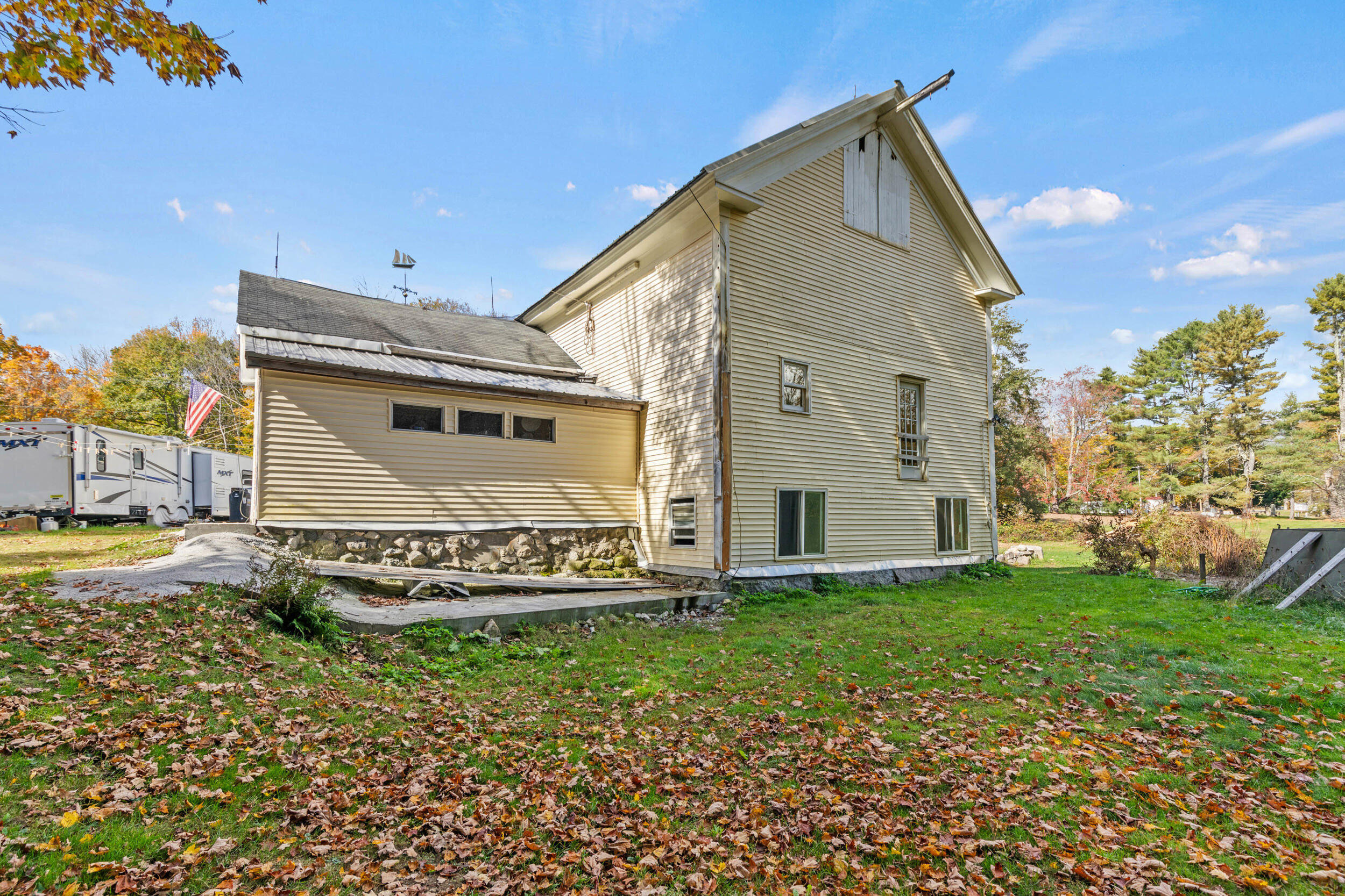 220 S High Street, Bridgton, ME, 04009